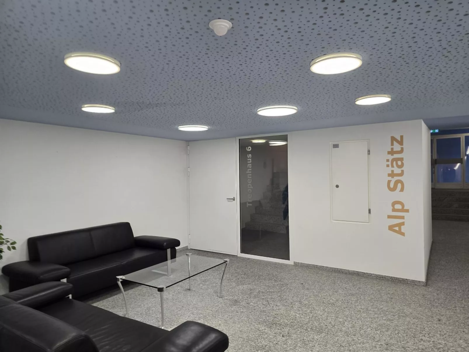 La Riva Mountain Apartment - Binnen