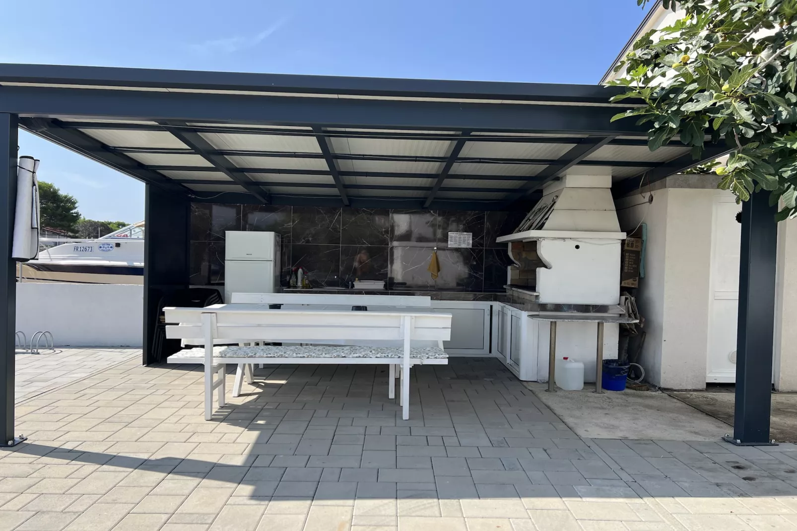 Apartment Lavaran 1 - Terras