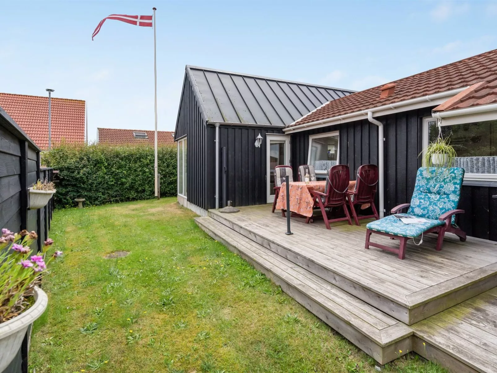 "Fredrikke" - 50m from the sea - Buiten