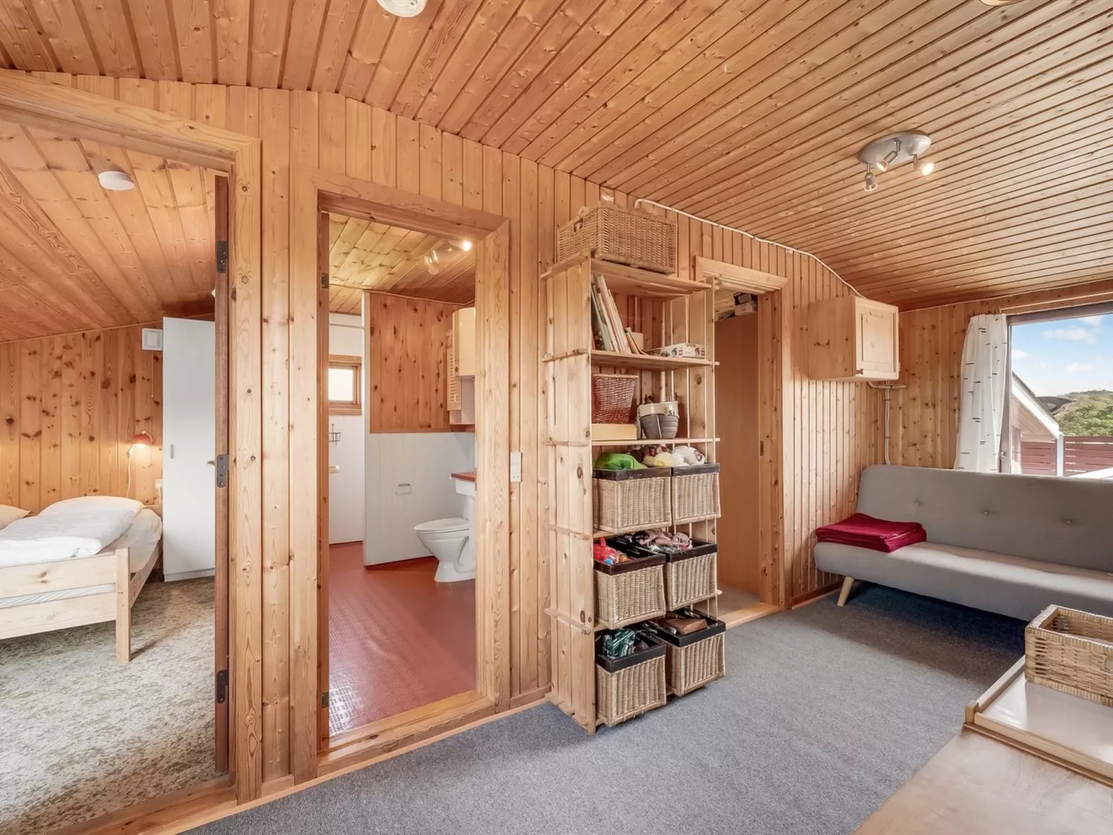 "Heidel" -  from the sea - Binnen