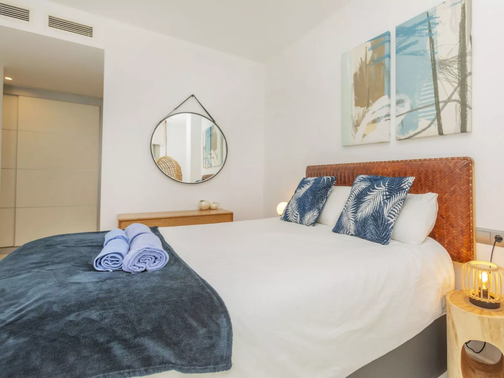 Nova Torredembarra - Binnen