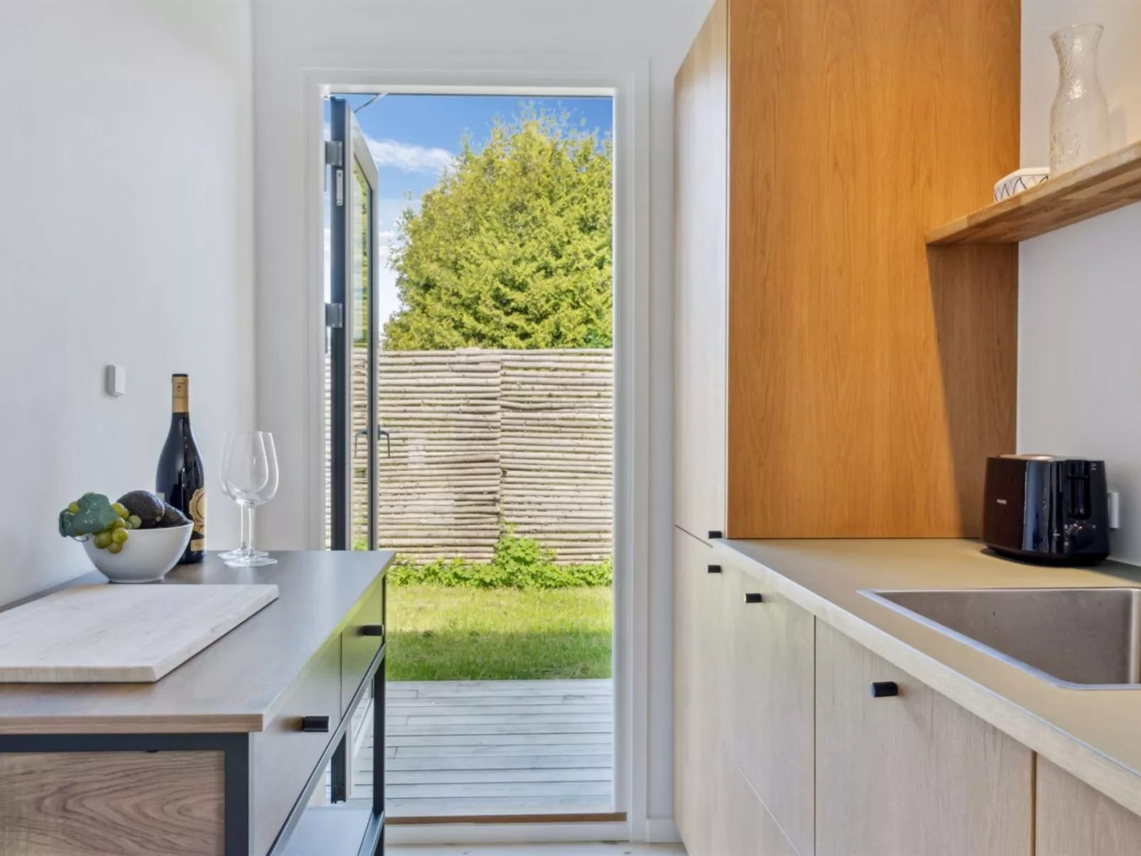 "Vilppu" - 800m from the sea - Binnen