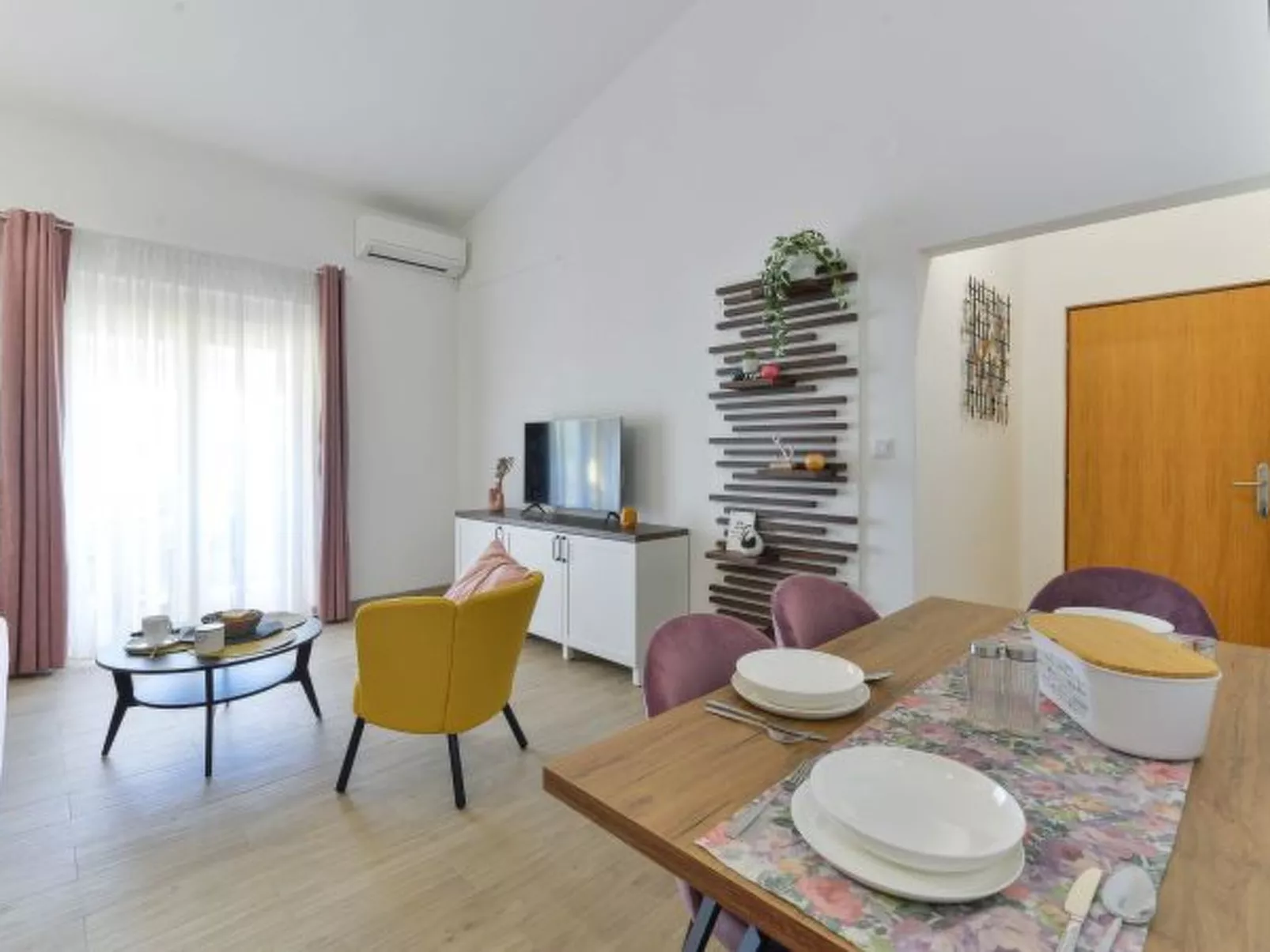 Holiday Apartment Inga Blue with exit to the beach - Image-tags.info