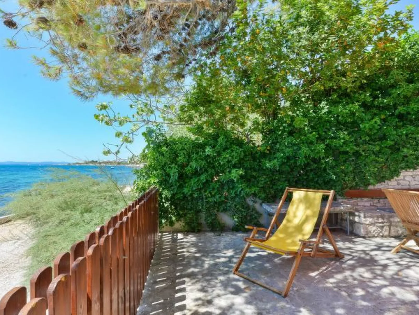 Beachfront Holiday home Maestral - Image-tags.info