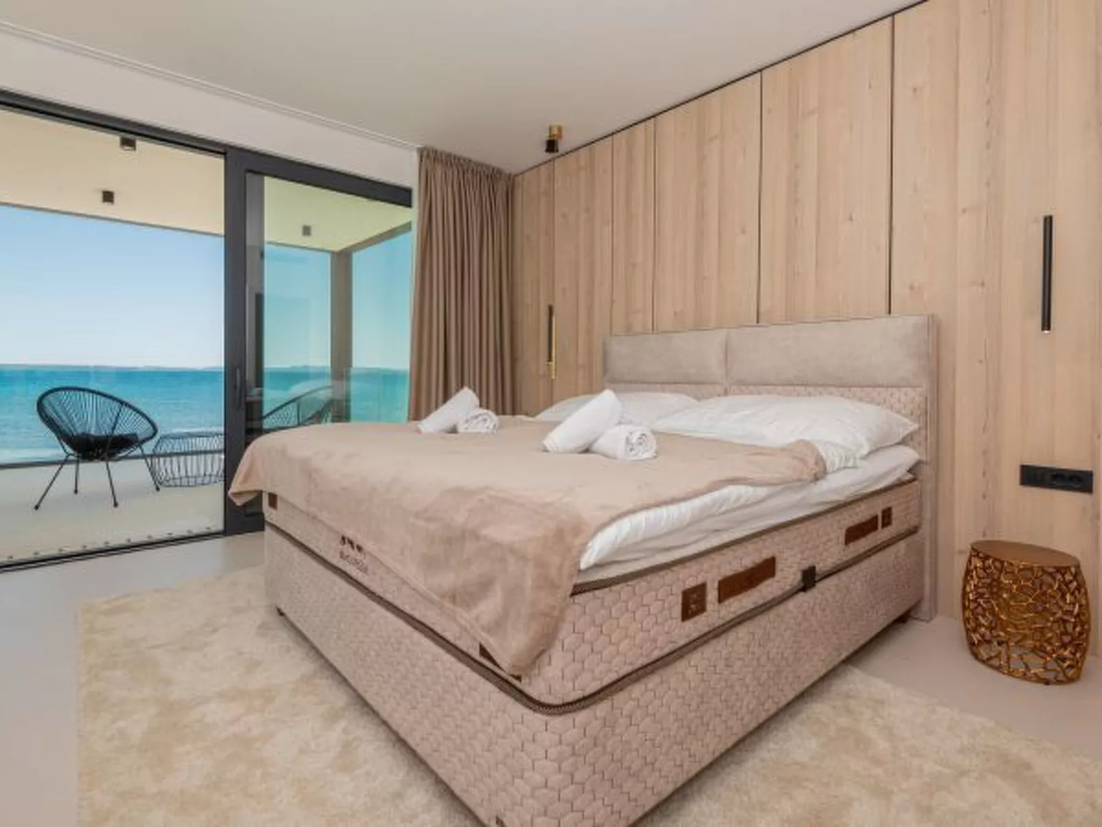 Seafront Villa Aurea with pool and seaview - Image-tags.info