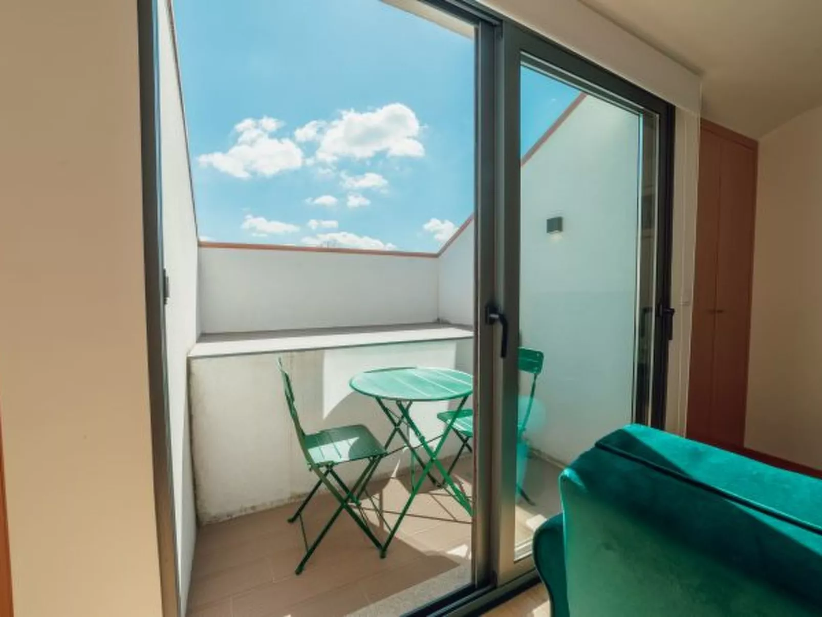 MODERN & STYLISH APARTMENT III by VACATIONY - Binnen