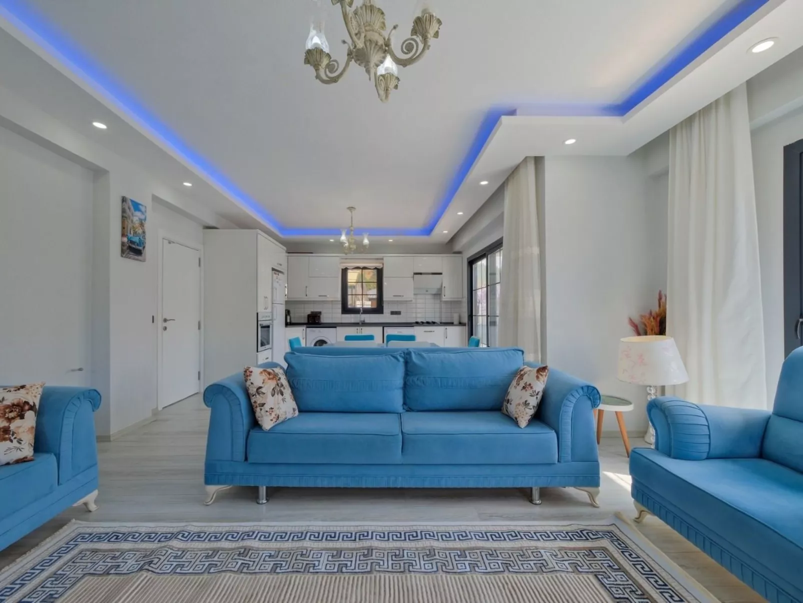 Villa Gold 1 - Image-tags.info