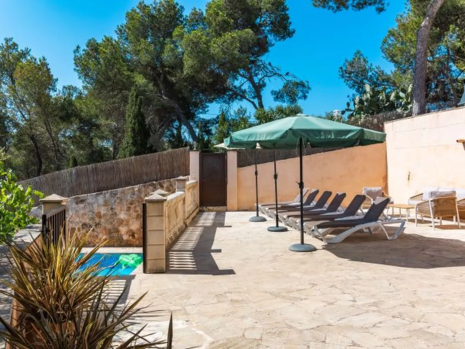 Villa Escaletas - Image-tags.info