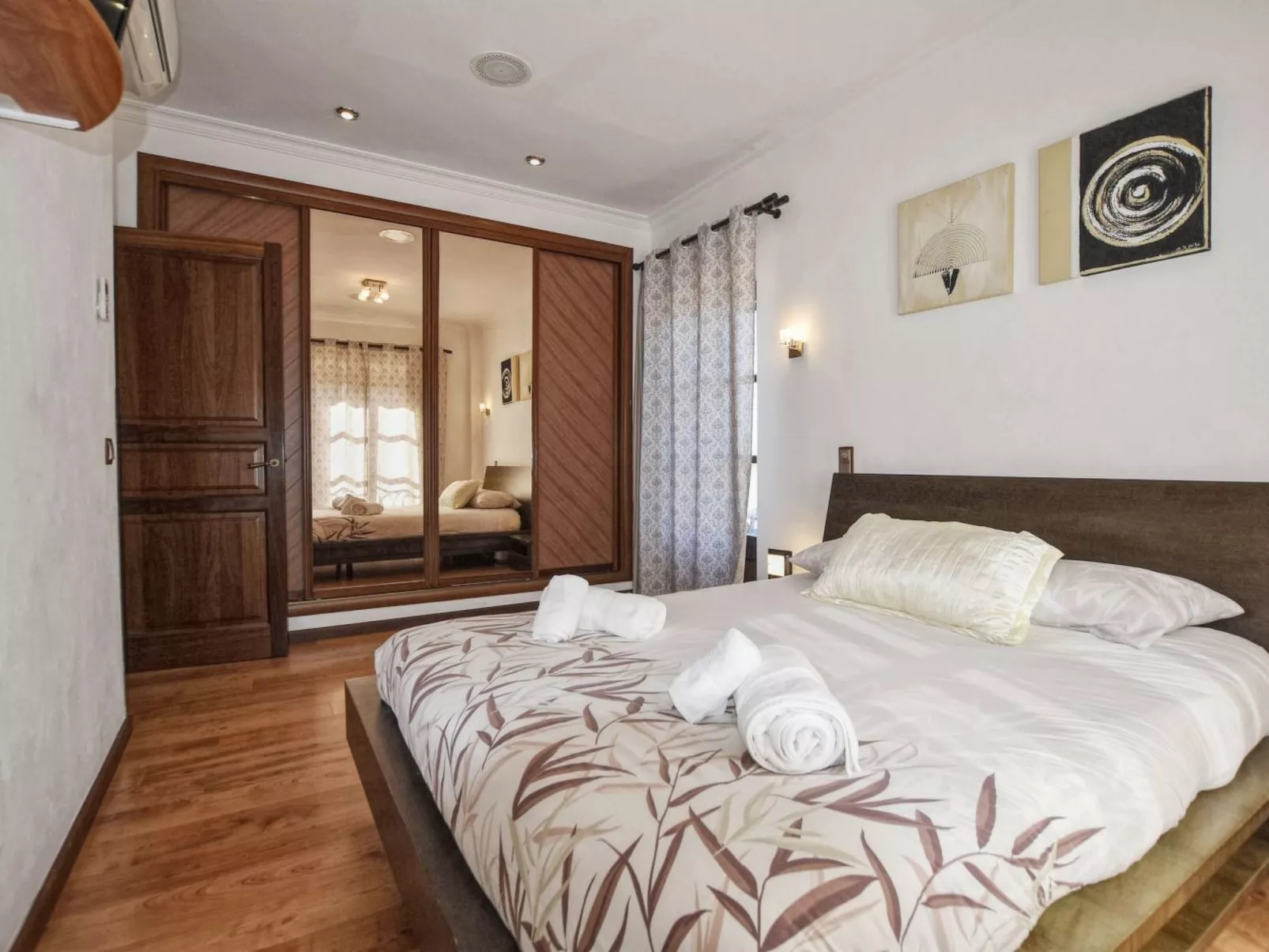 Wunderschönes Ferienhaus in Ariany mit Privatem Pool - Binnen