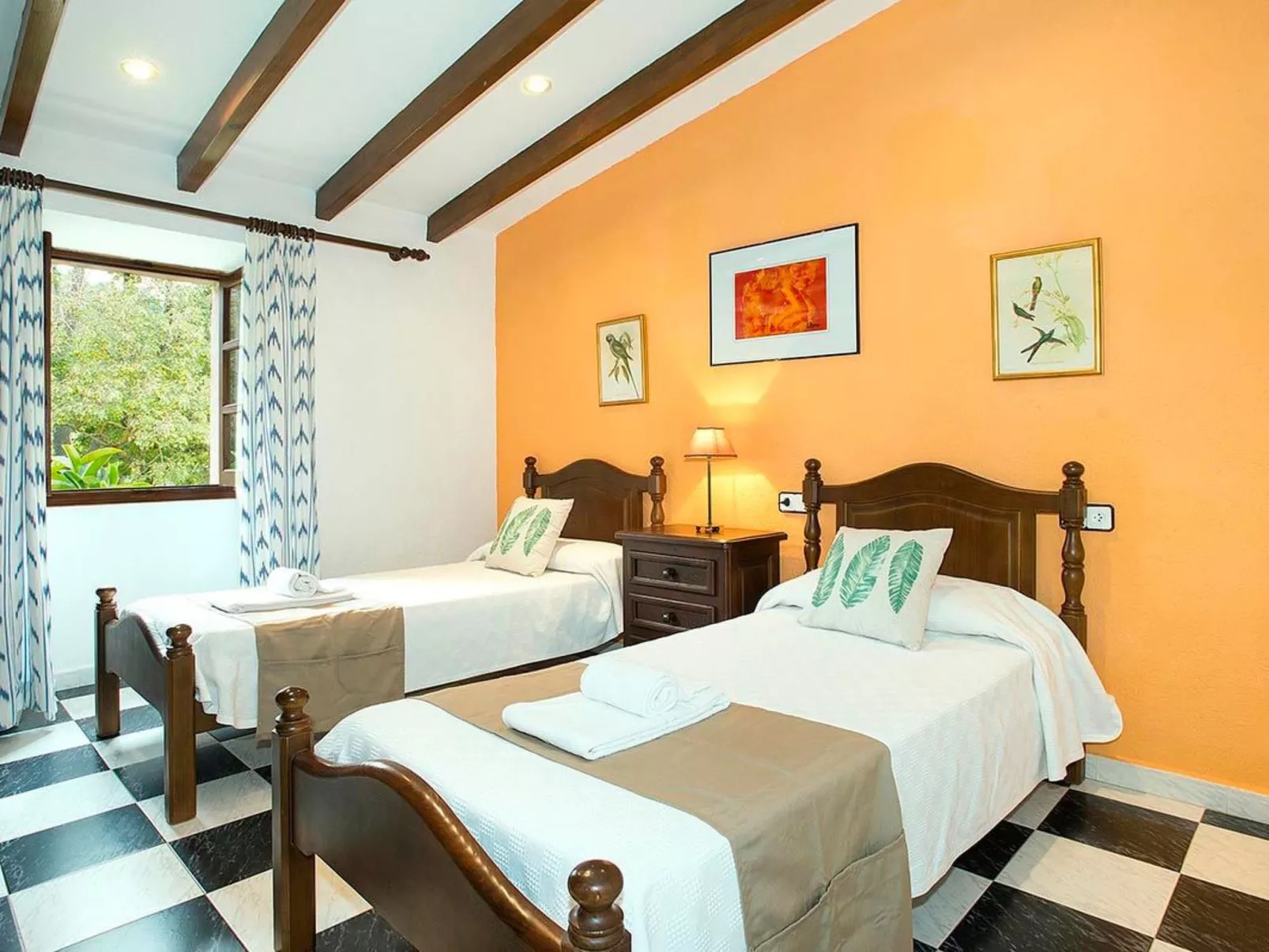 Impresionate Villa para 12 , Cala San Vicente - Binnen