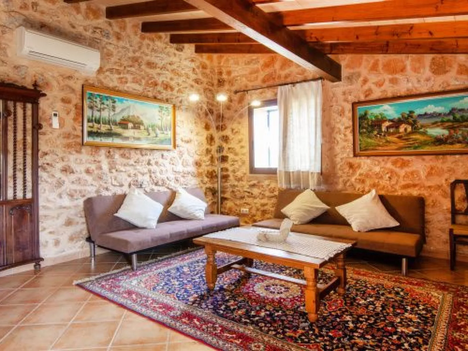 Finca 'Son Dalabau' mit Terrasse - Binnen