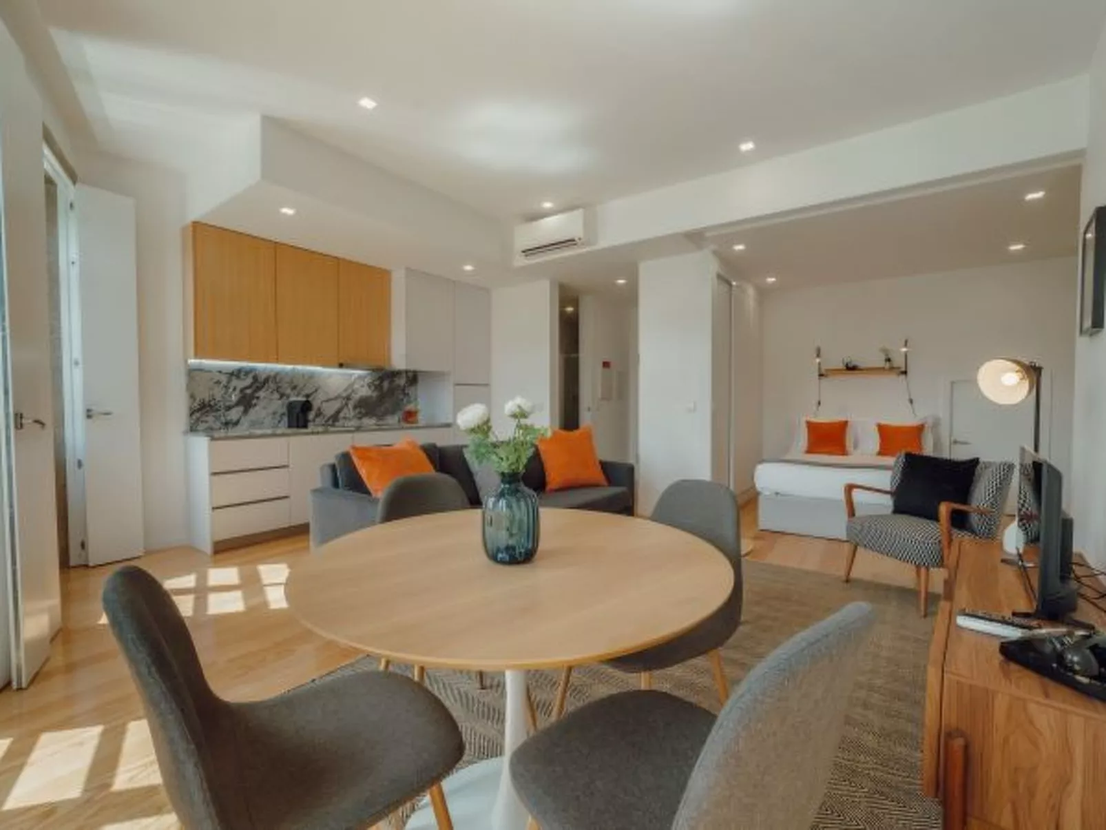 COURTYARD OPORTO DESIGN APARTMENT B - Binnen