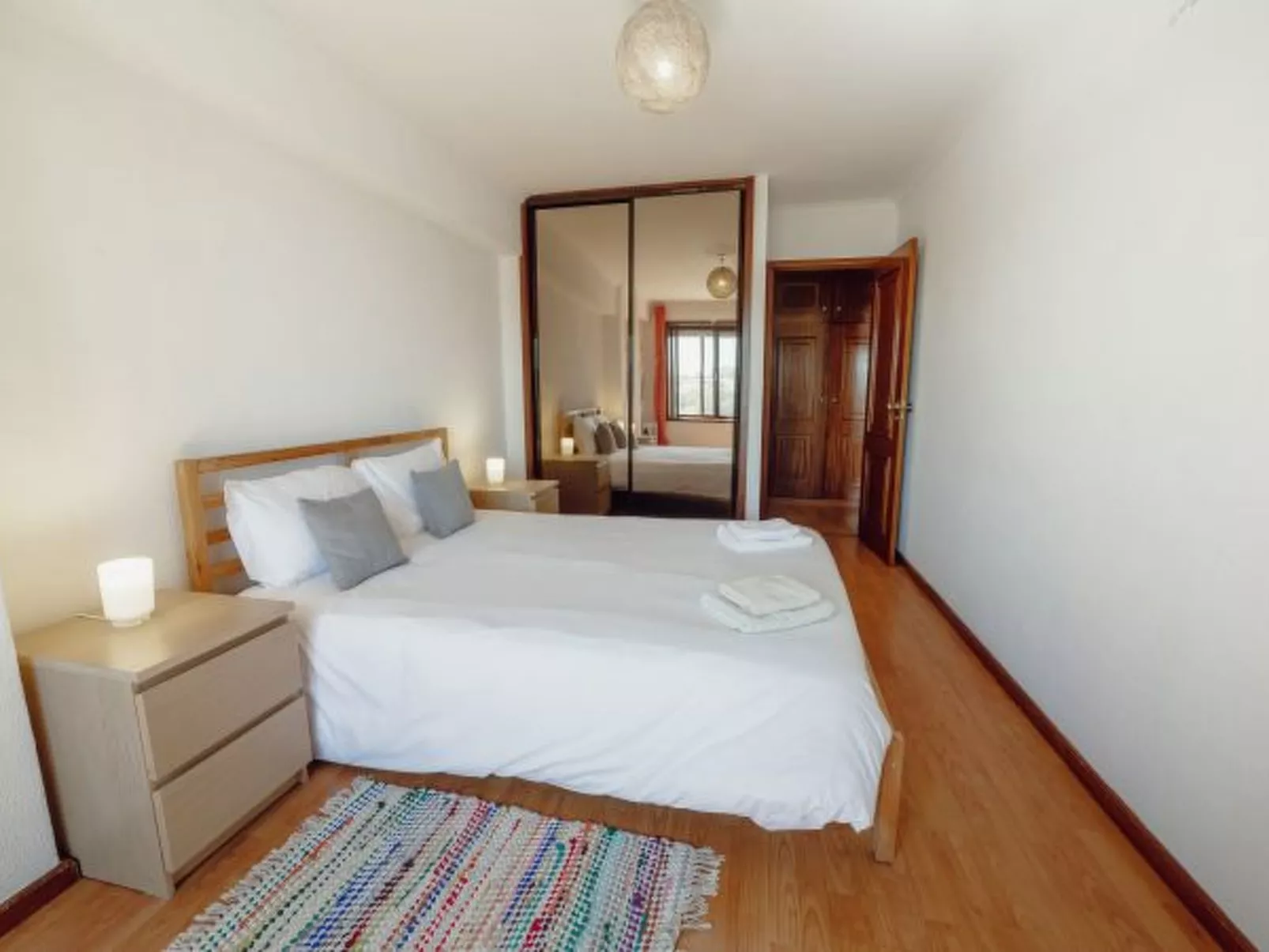 MATOSINHOS SEA SIDE 2BD by VACATIONY - Binnen