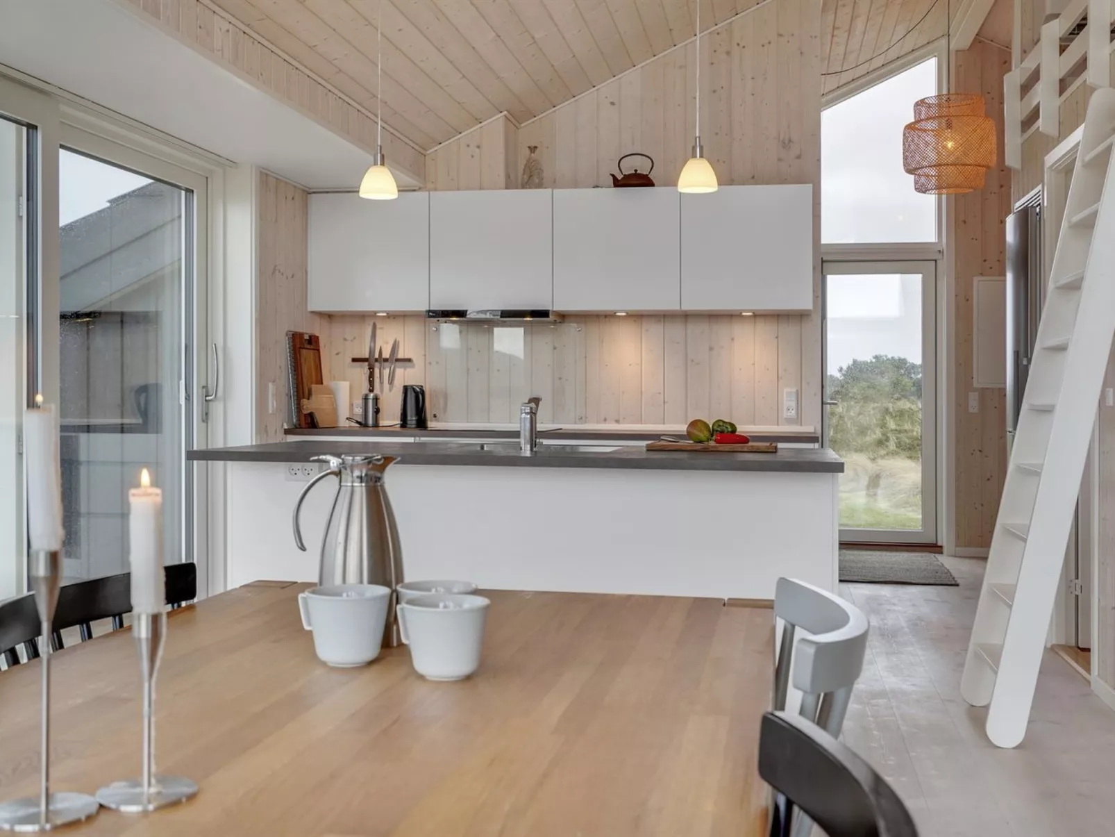 "Marjorie" - 400m from the sea - Binnen