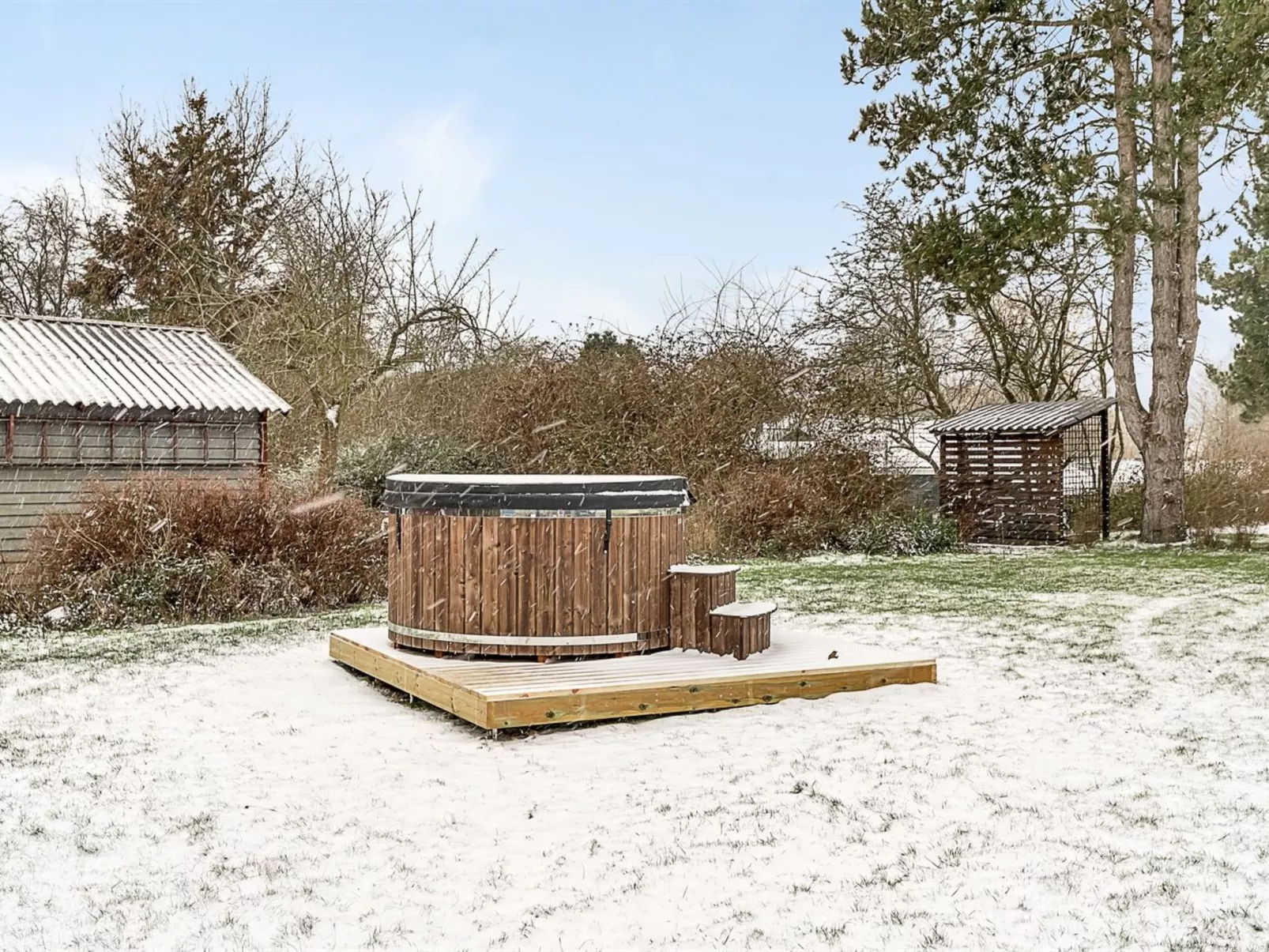 "Hielm" - 490m from the sea - Binnen