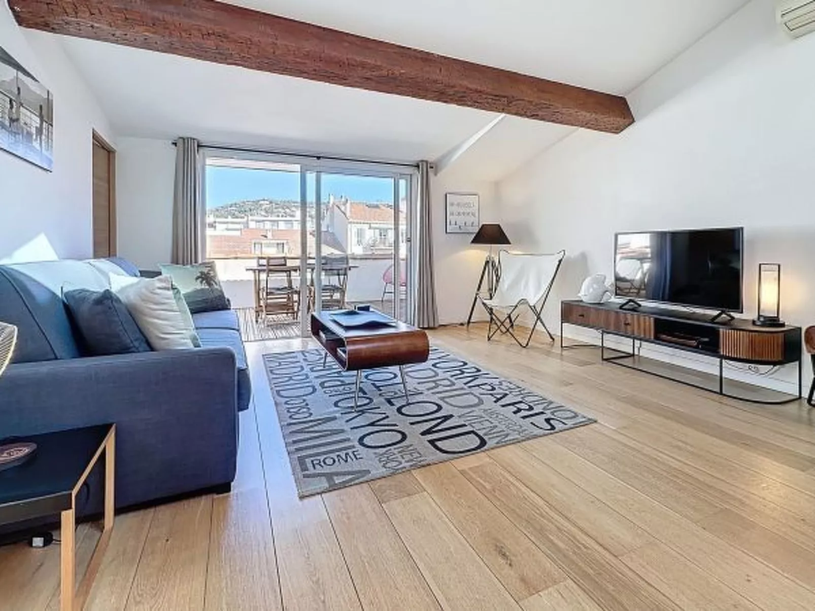 Penthouse 1 bedroom rue d'Antibes 214 - Image-tags.info