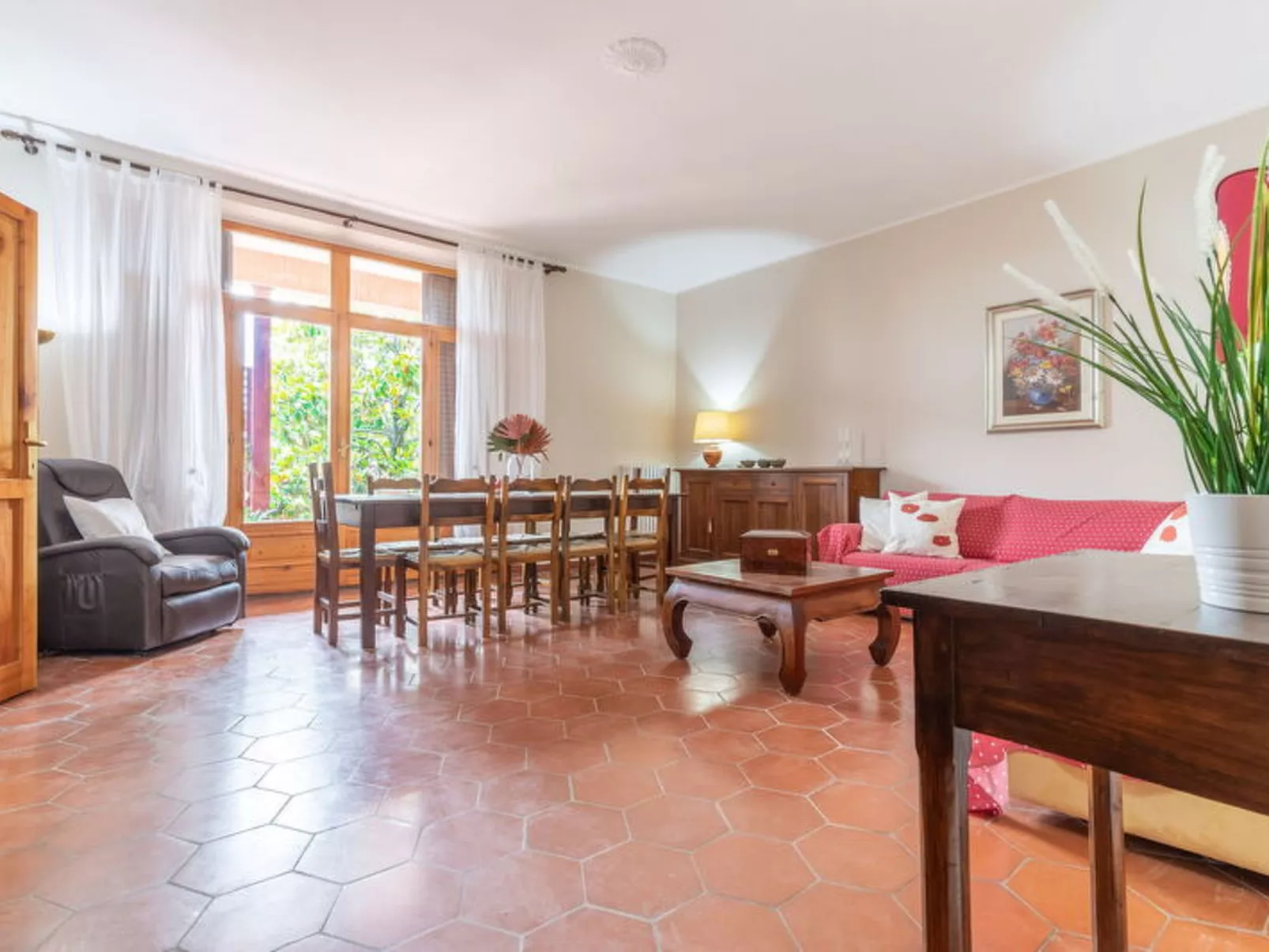 Villa Rosso Corbezzolo - Binnen