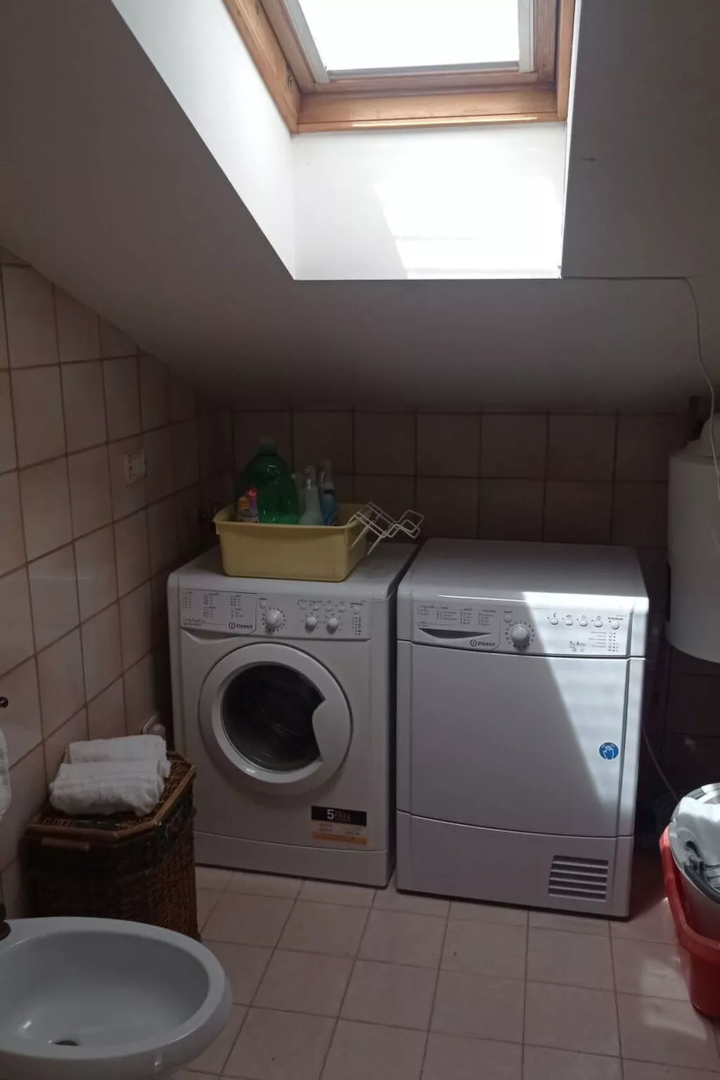 L'attico Di Castelfidardo - Binnen