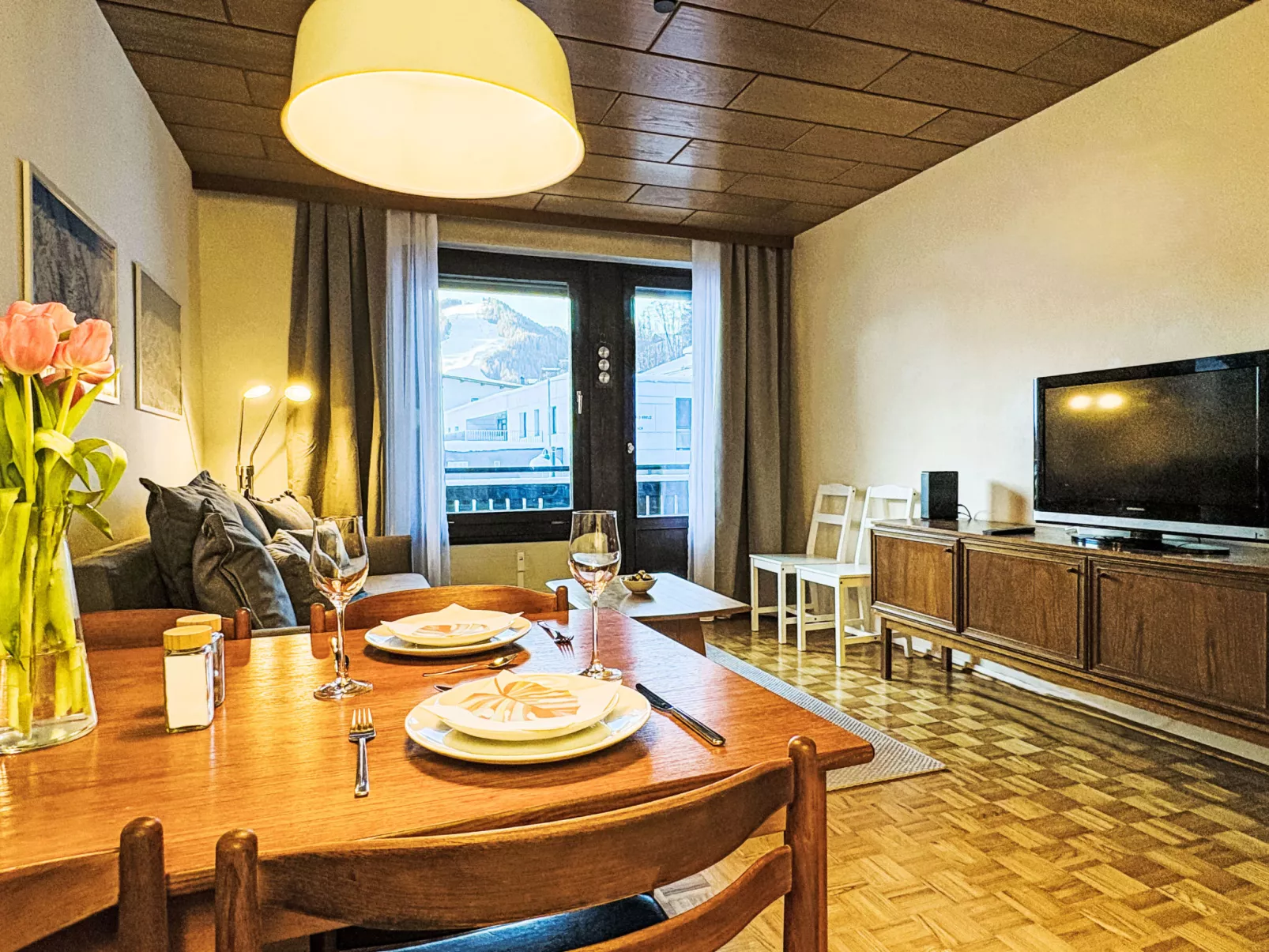 Kirchenblick - Binnen