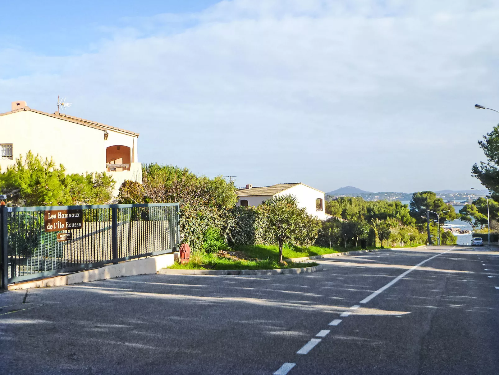 Les Hameaux de l'Ile Rousse - Buiten