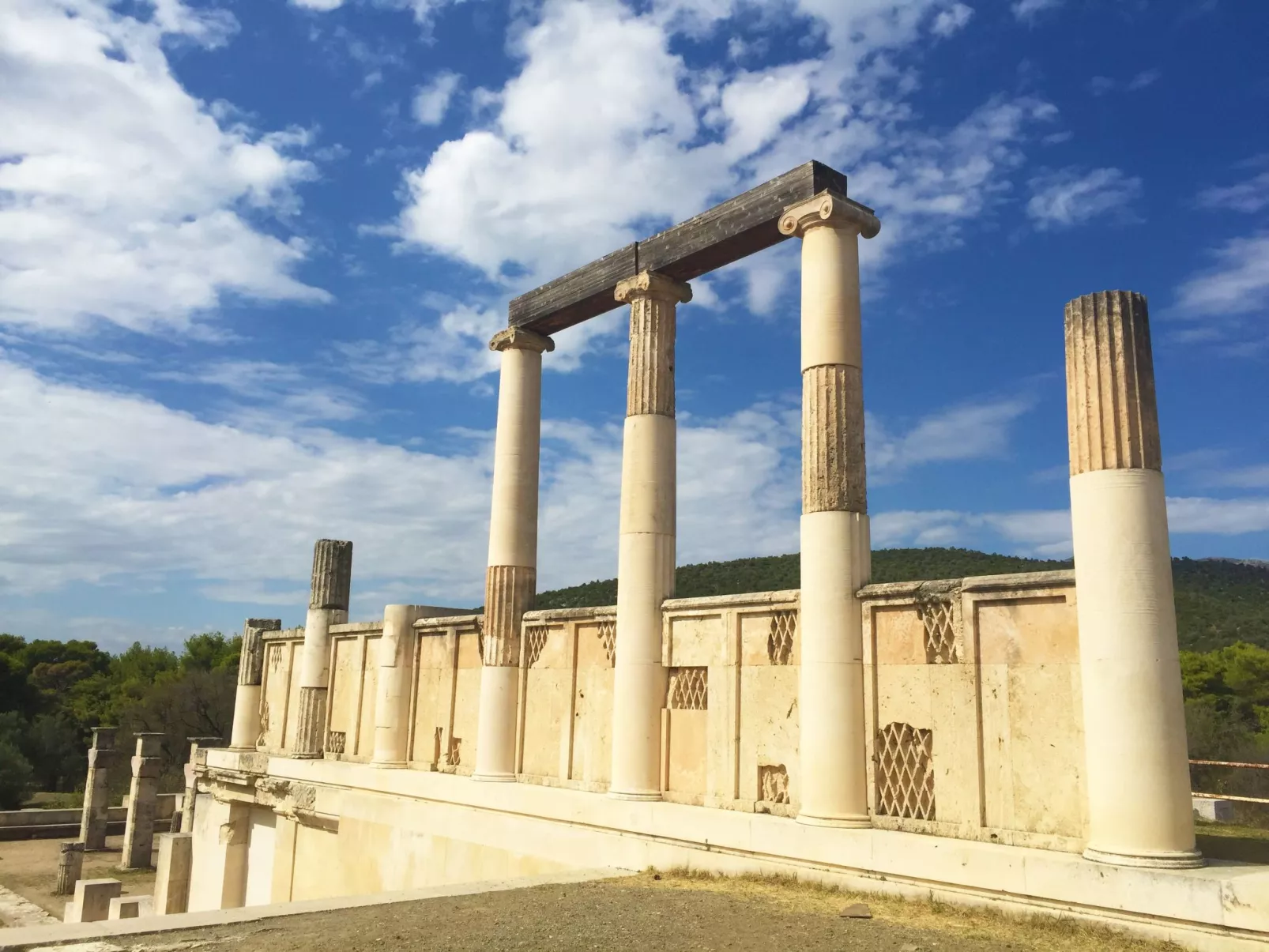 In Ermioni mit Grill, gemeinschaftlichem Pool und Terrasse - Buiten