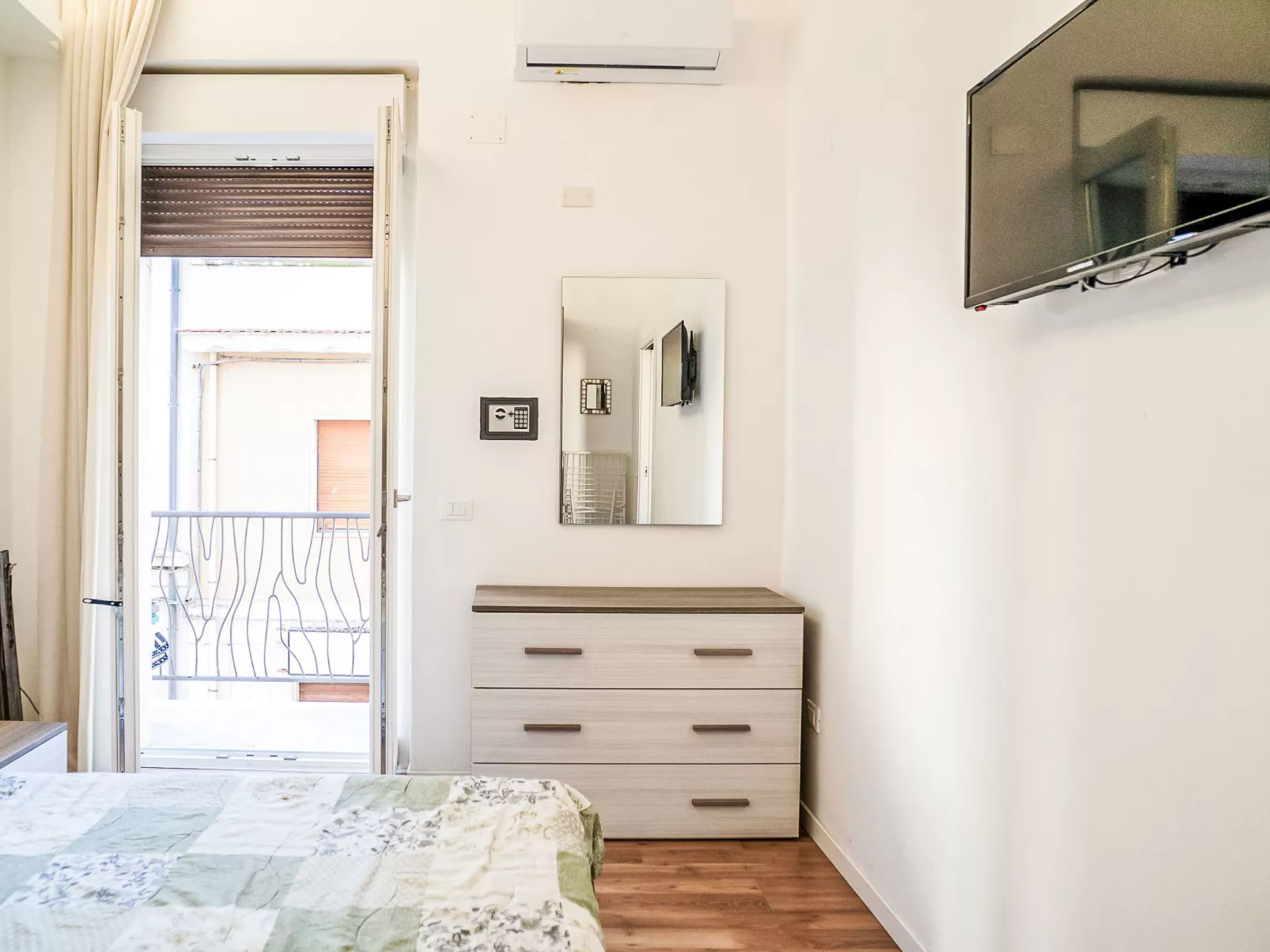 Termoli Down Town - Binnen