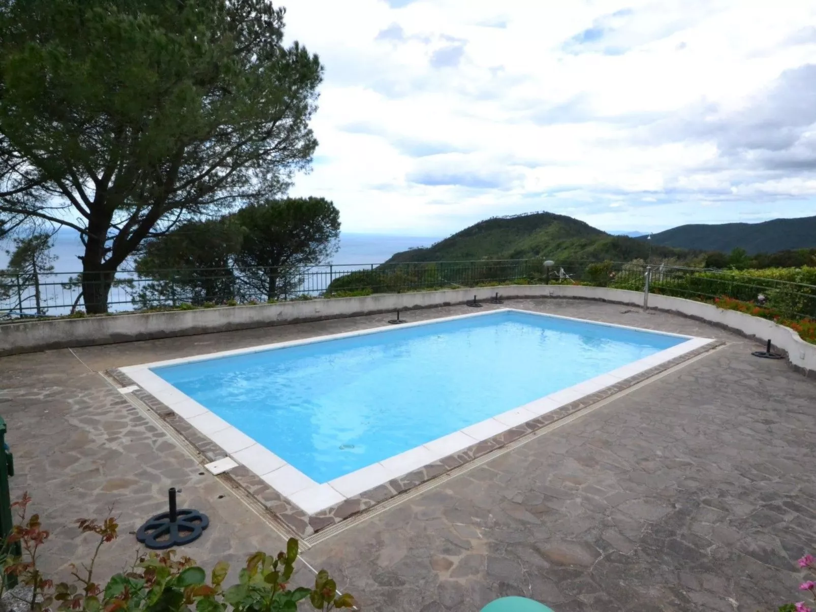 Total Relax Home by Holiday World - Buiten