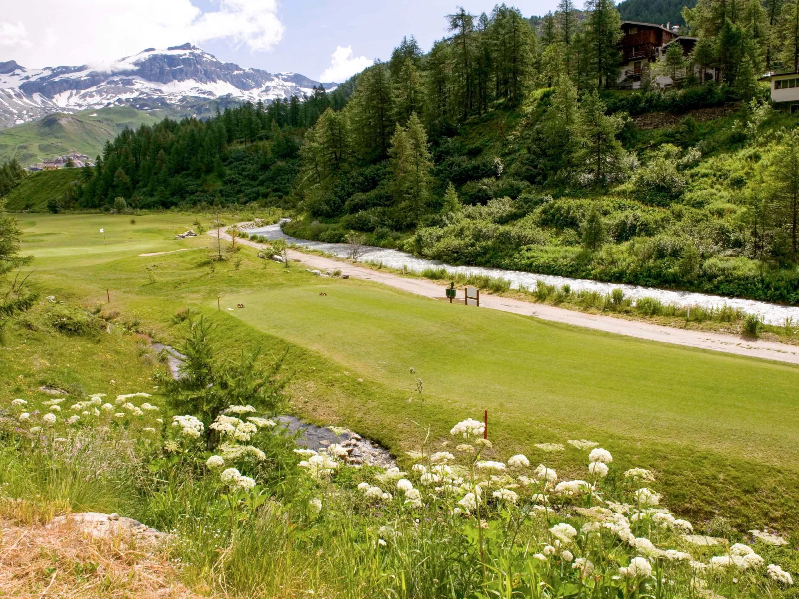 'Lo Chalet' der Balkon über dem Matterhorntal - Omgeving