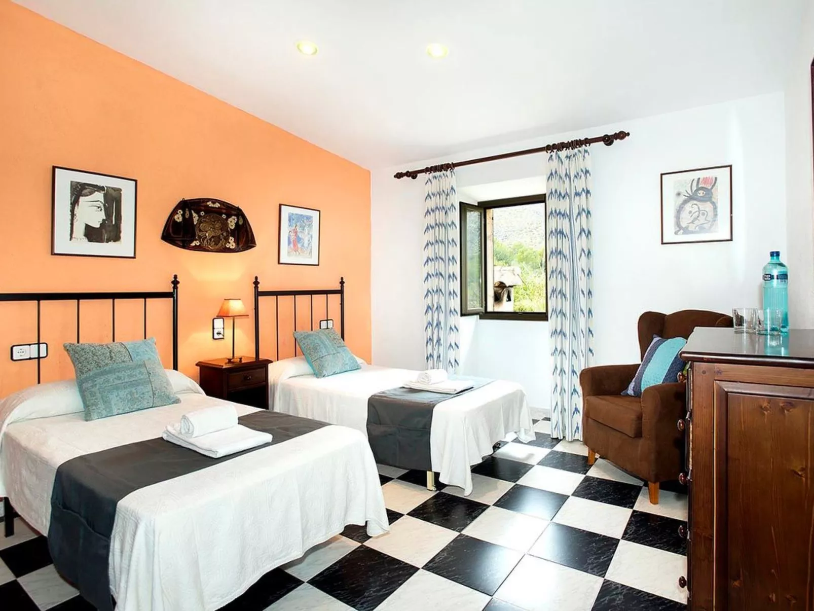 Impresionate Villa para 12 , Cala San Vicente - Binnen