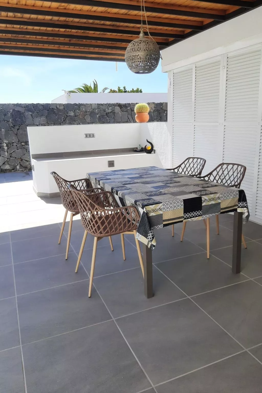 Mit Whirlpool - Buiten