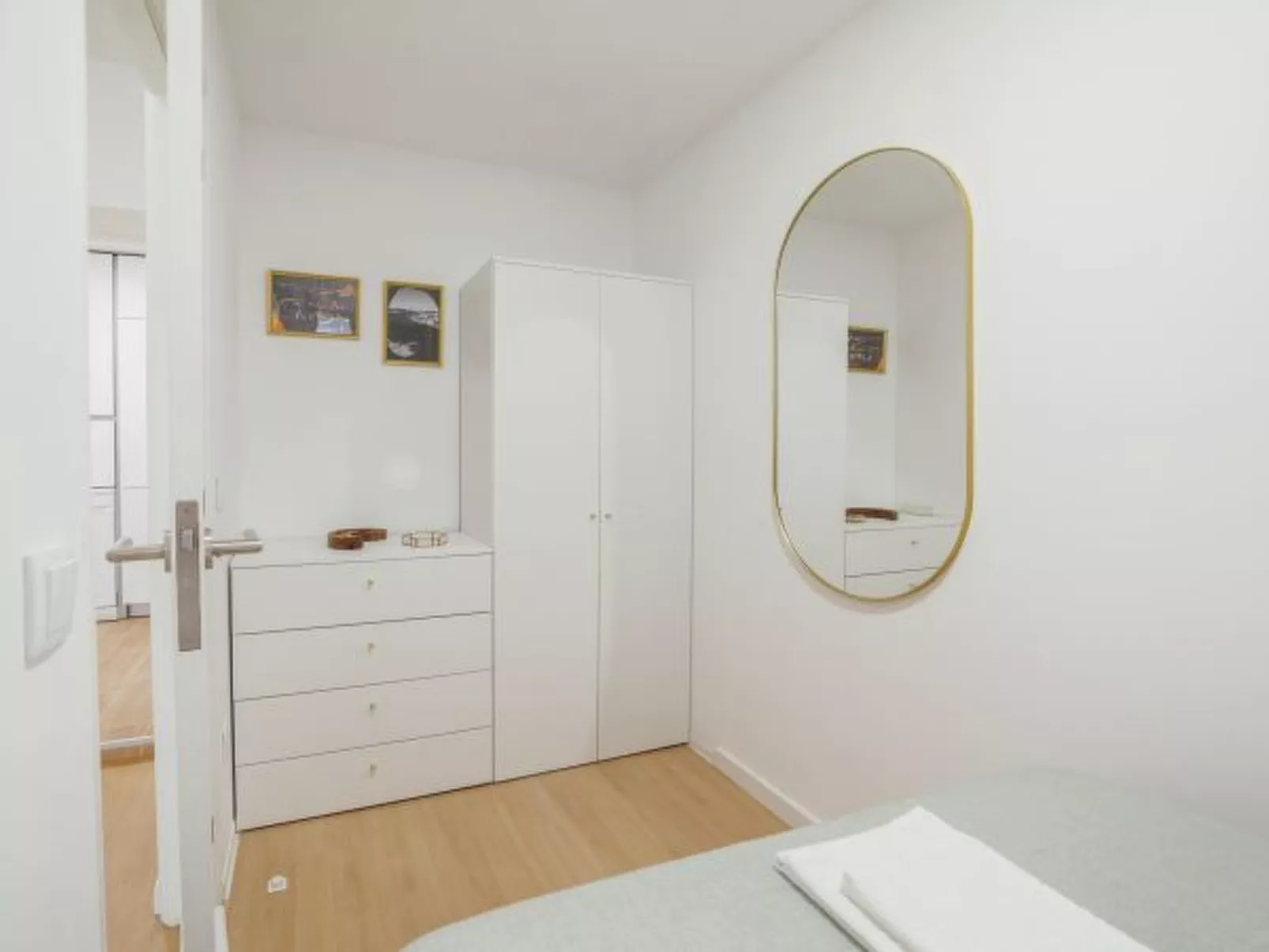 LAPA STYLISH APARTMENT A by VACATIONY - Binnen