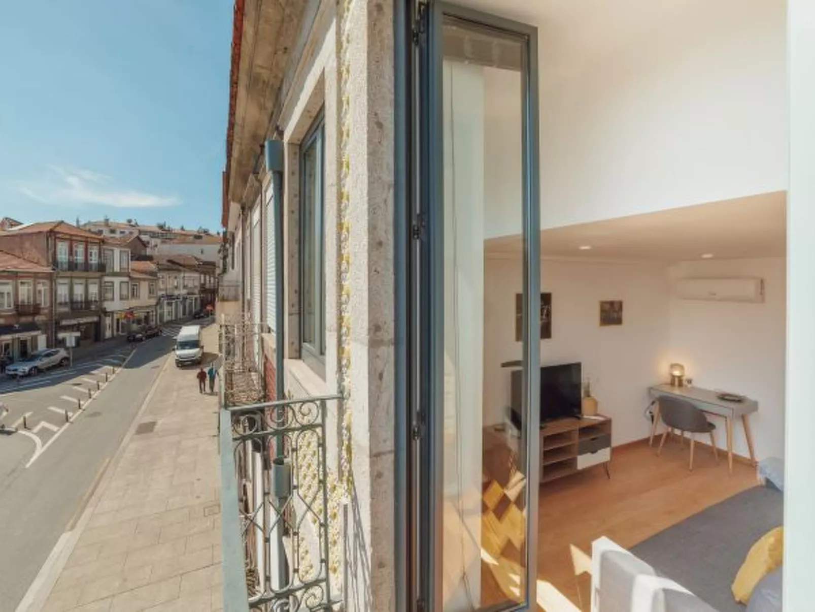 MODERN & STYLISH APARTMENT II by VACATIONY - Binnen