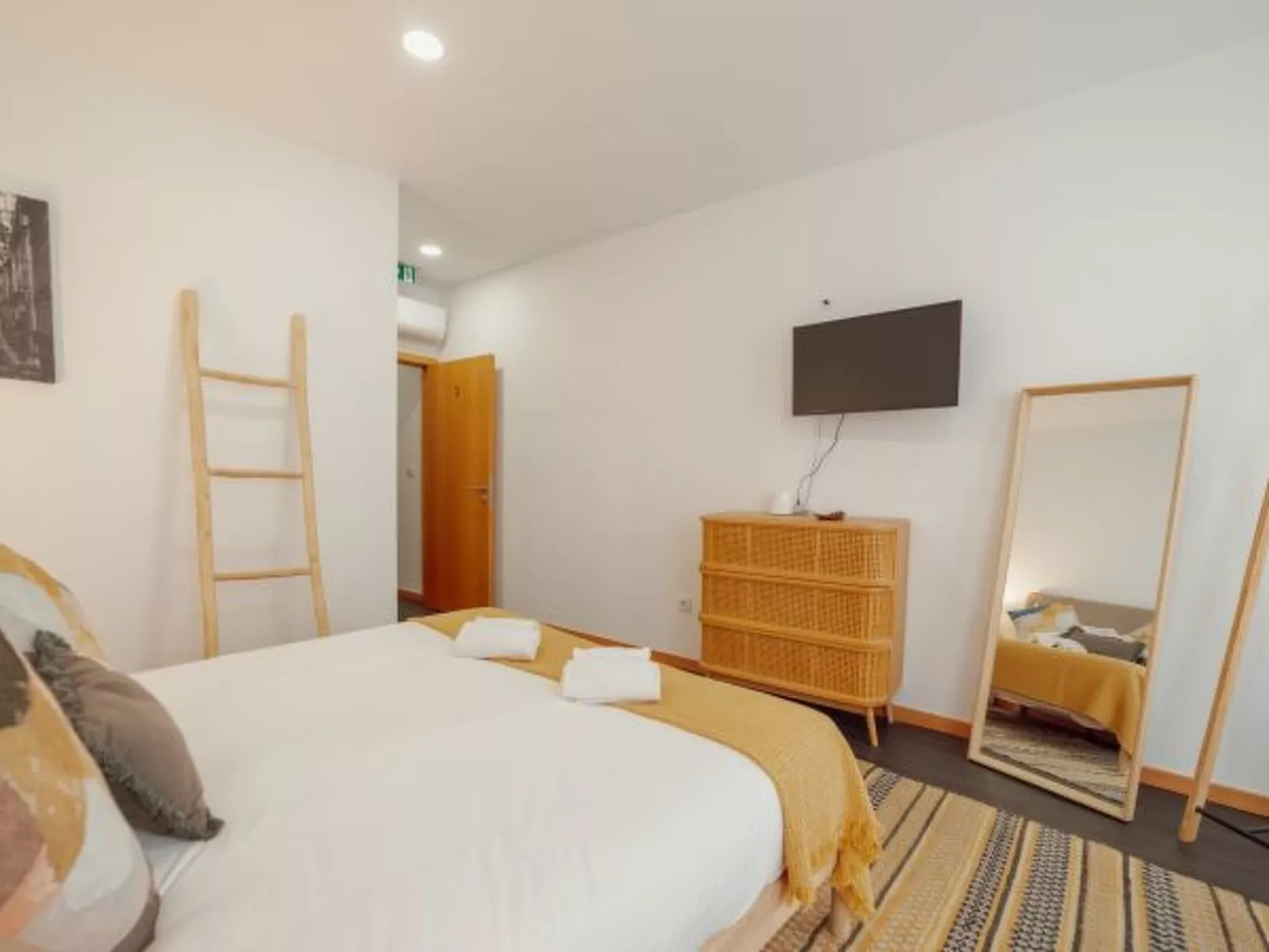 CHILLOUT TRINDADE HOME by VACATIONY - Binnen