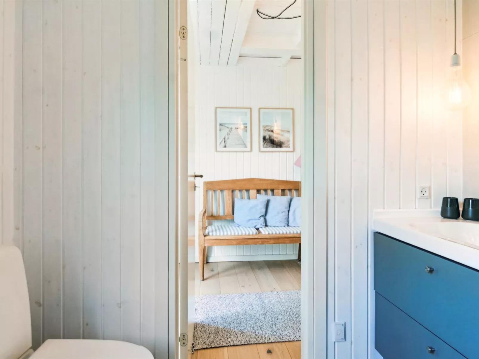 "Manko" - 250m from the sea - Binnen