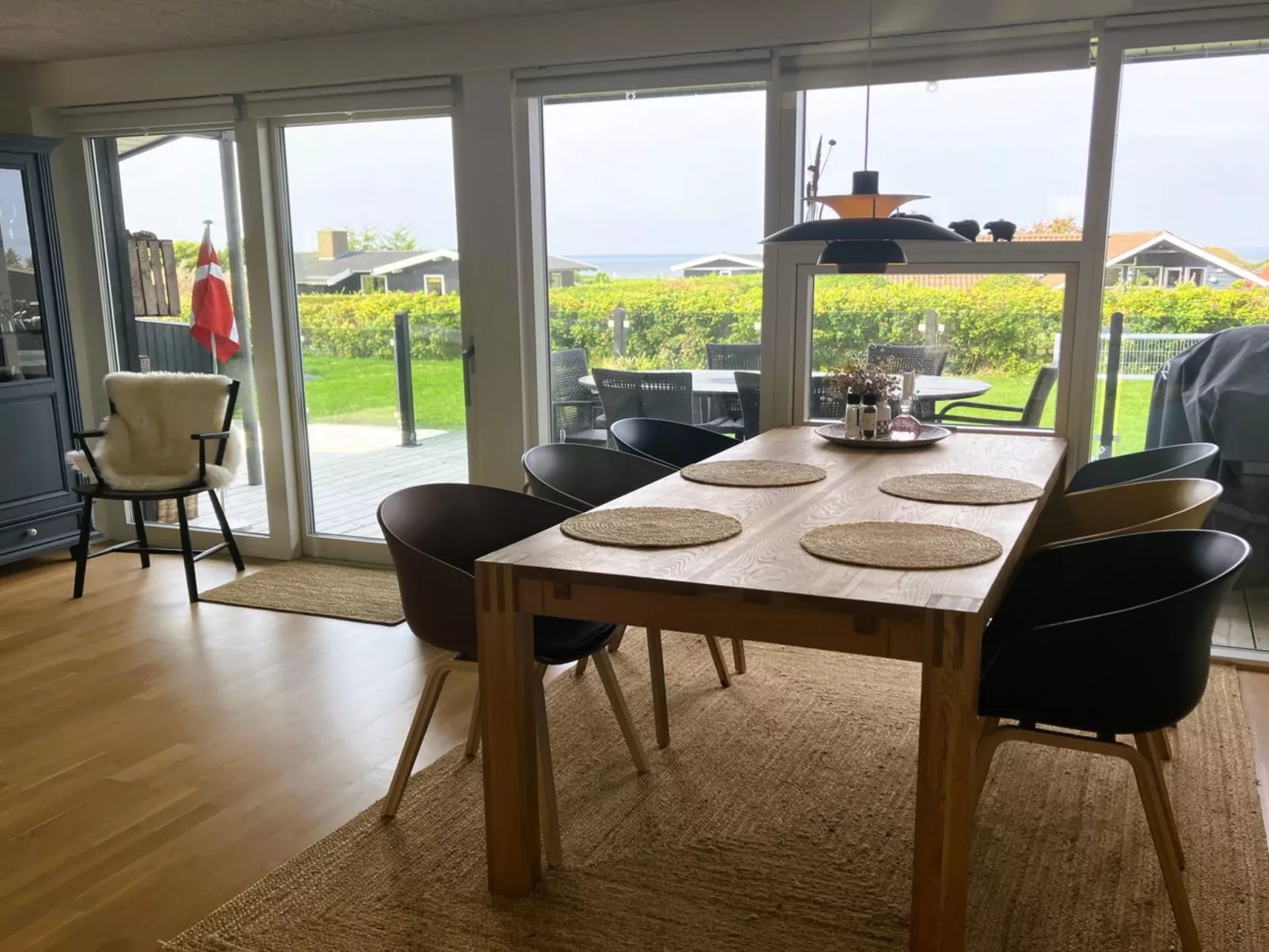 "Carlene" - 350m from the sea - Binnen