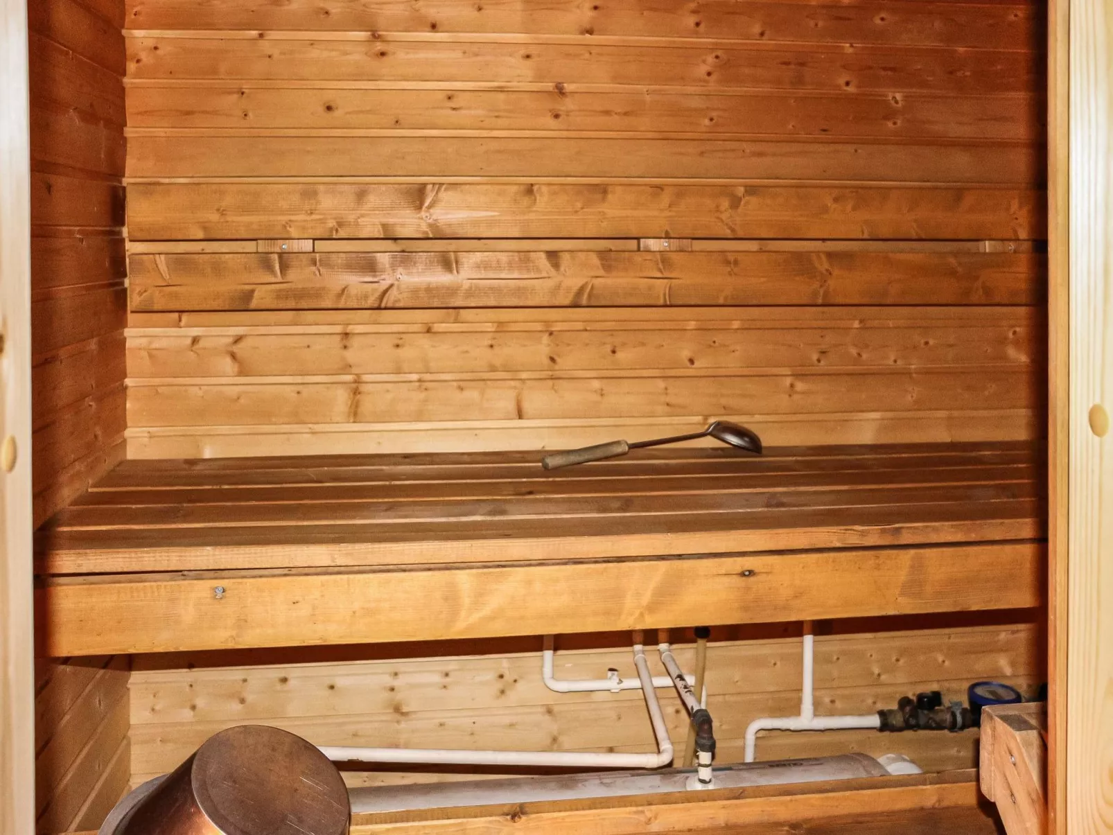 Alppikylä 8a paritalo - Binnen