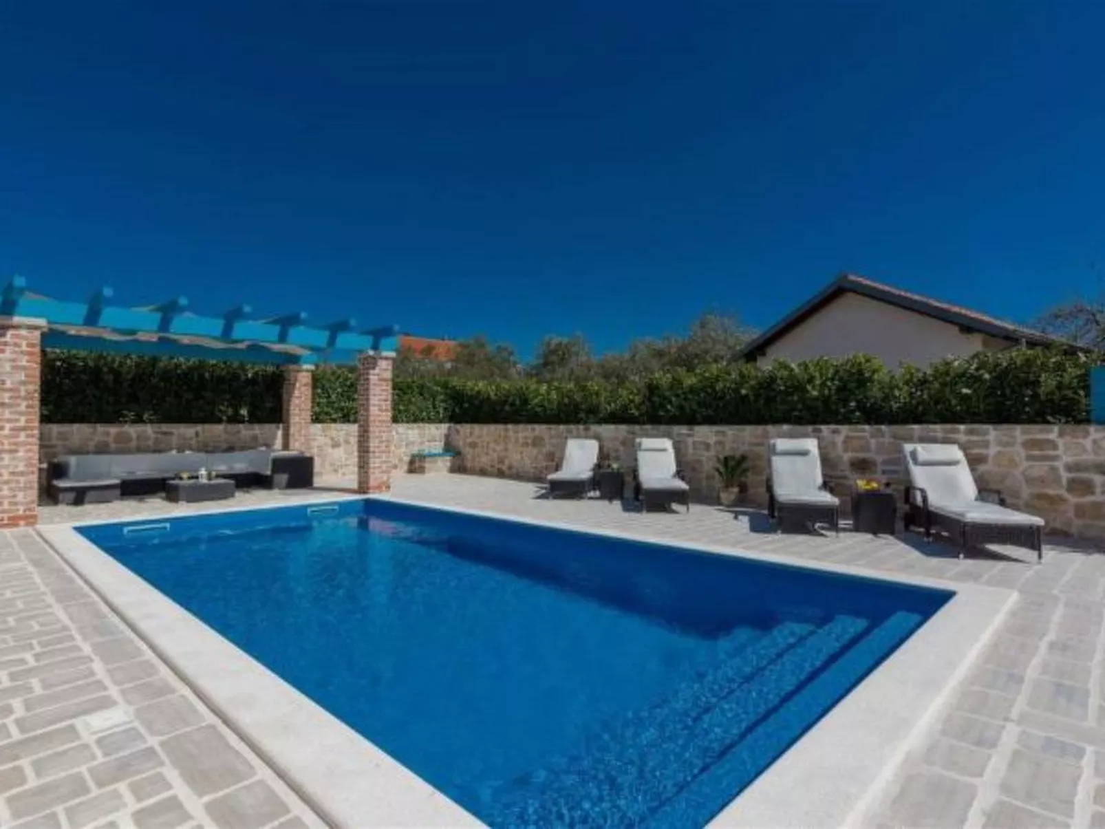 Stone Villa Gelosia Rustica with heated pool - Image-tags.info