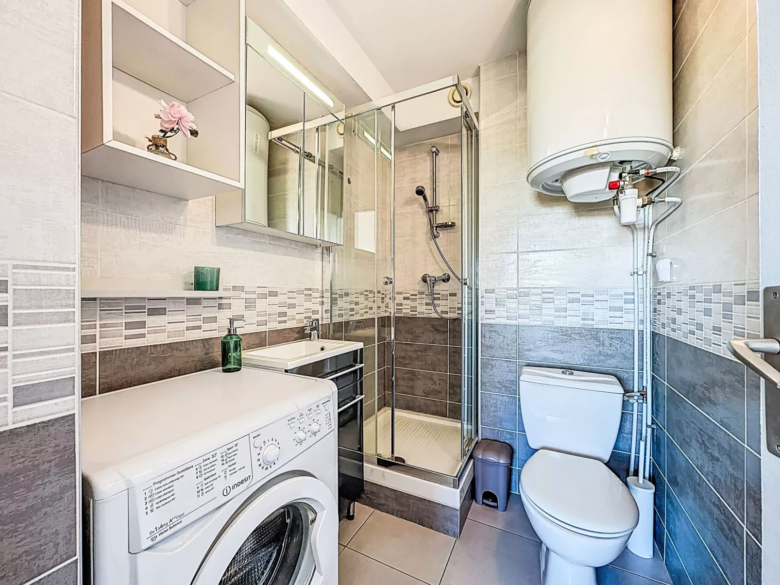 Le Grand Galion - Binnen