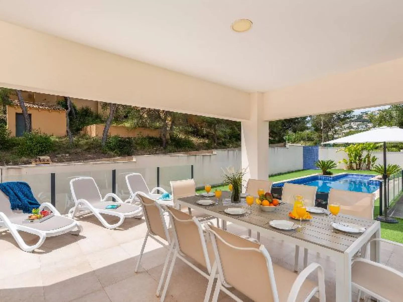 Villa Kobe - PlusHolidays - Image-tags.info