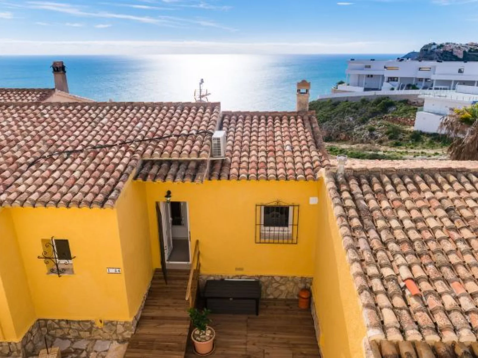 Bungalow Ojeda - PlusHolidays - Image-tags.info