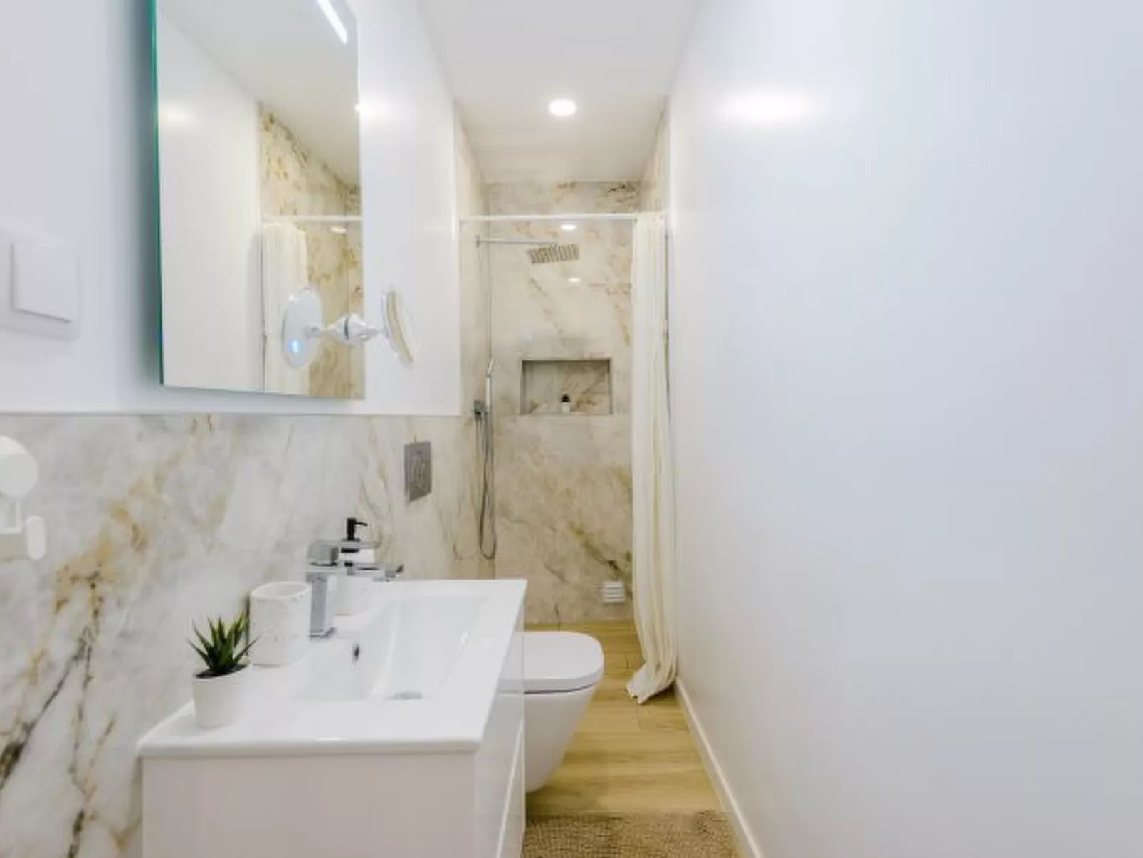 The Little Paradise with Sea Views - Binnen