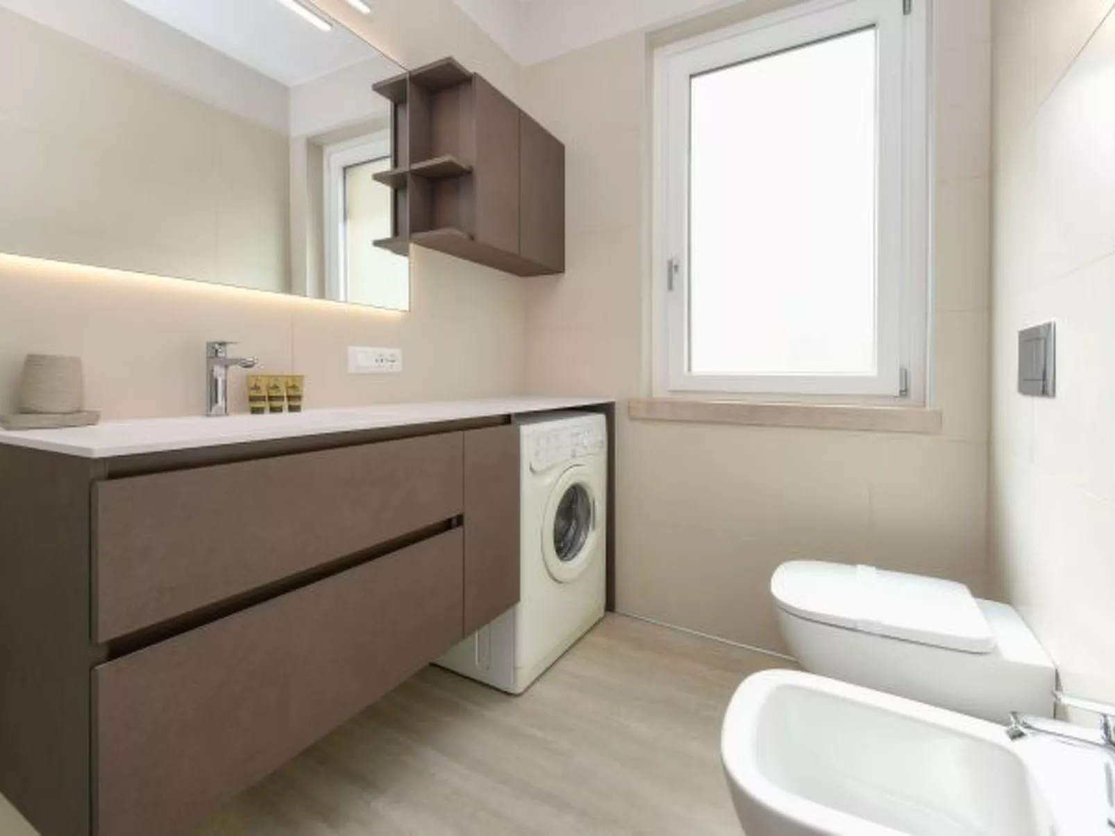 Desenzanoloft H2O Green Residence - Image-tags.info