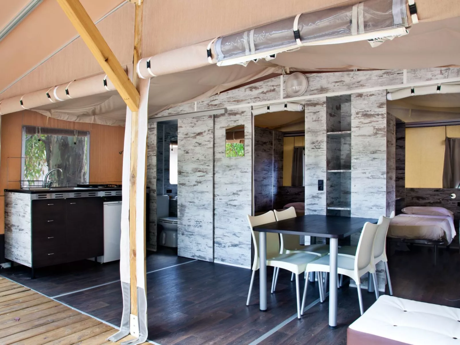 Safari-Lodge-Zelt in Castiglione della Pescaia - Image-tags.info