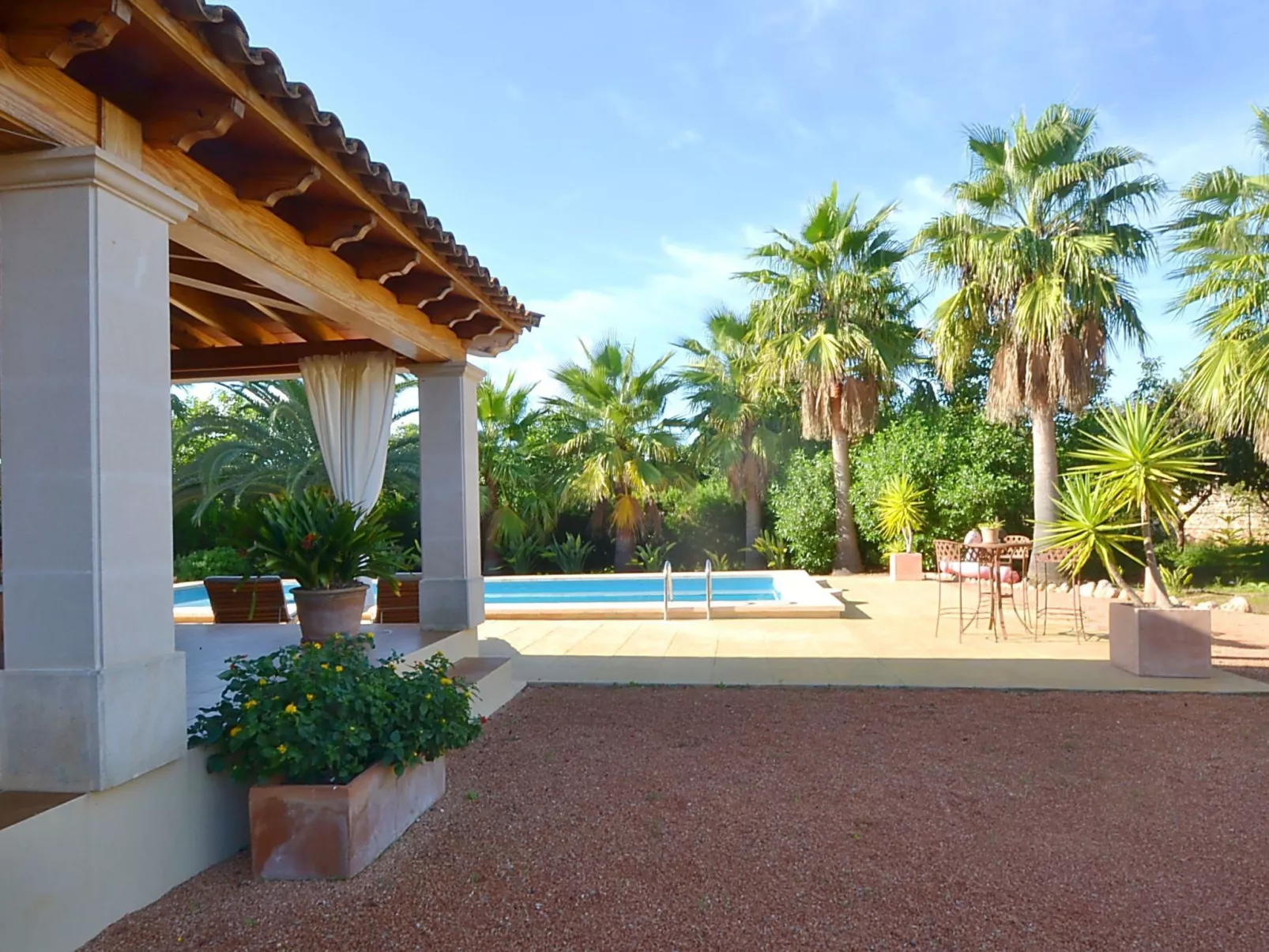 Wunderschön restauriertes Landhaus - Buiten