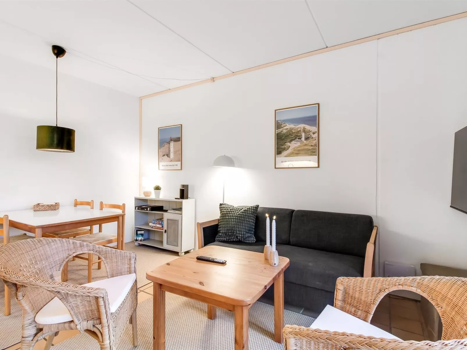 "Solveg" - 150m from the sea - Binnen