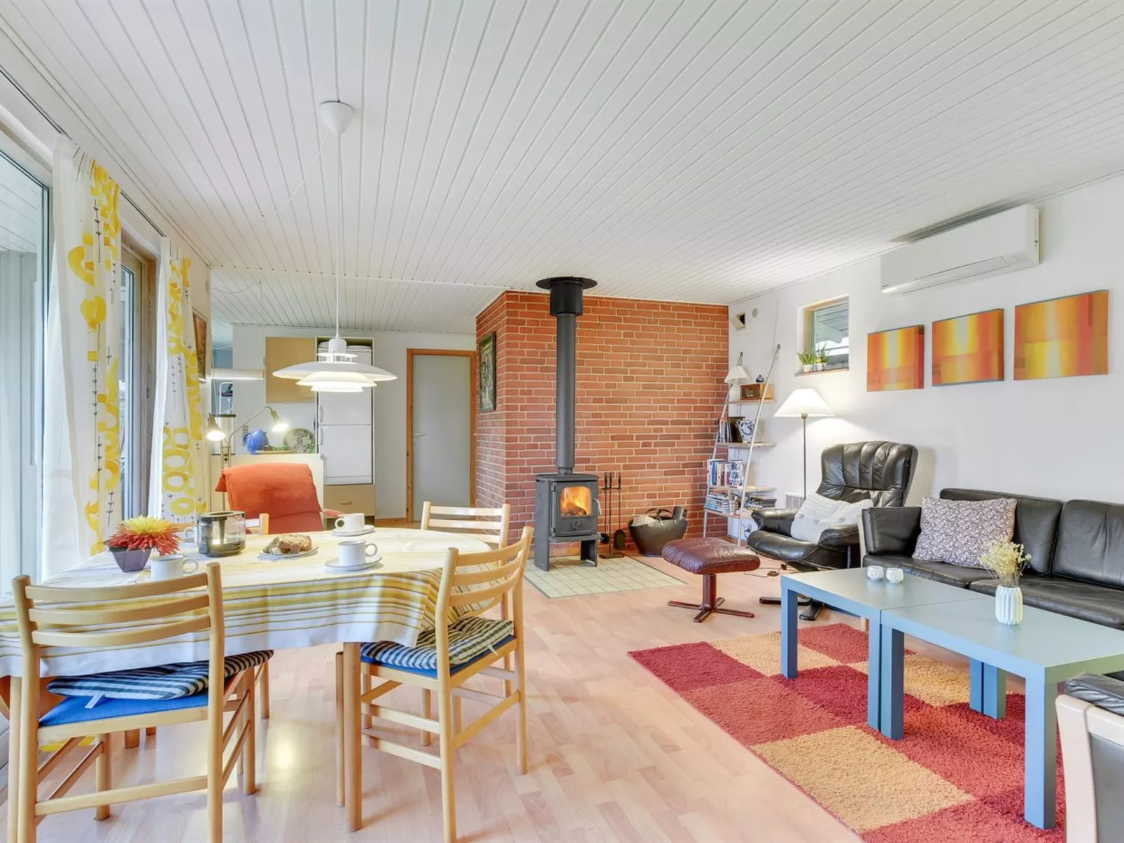 "Ingebore" - 350m from the sea - Binnen