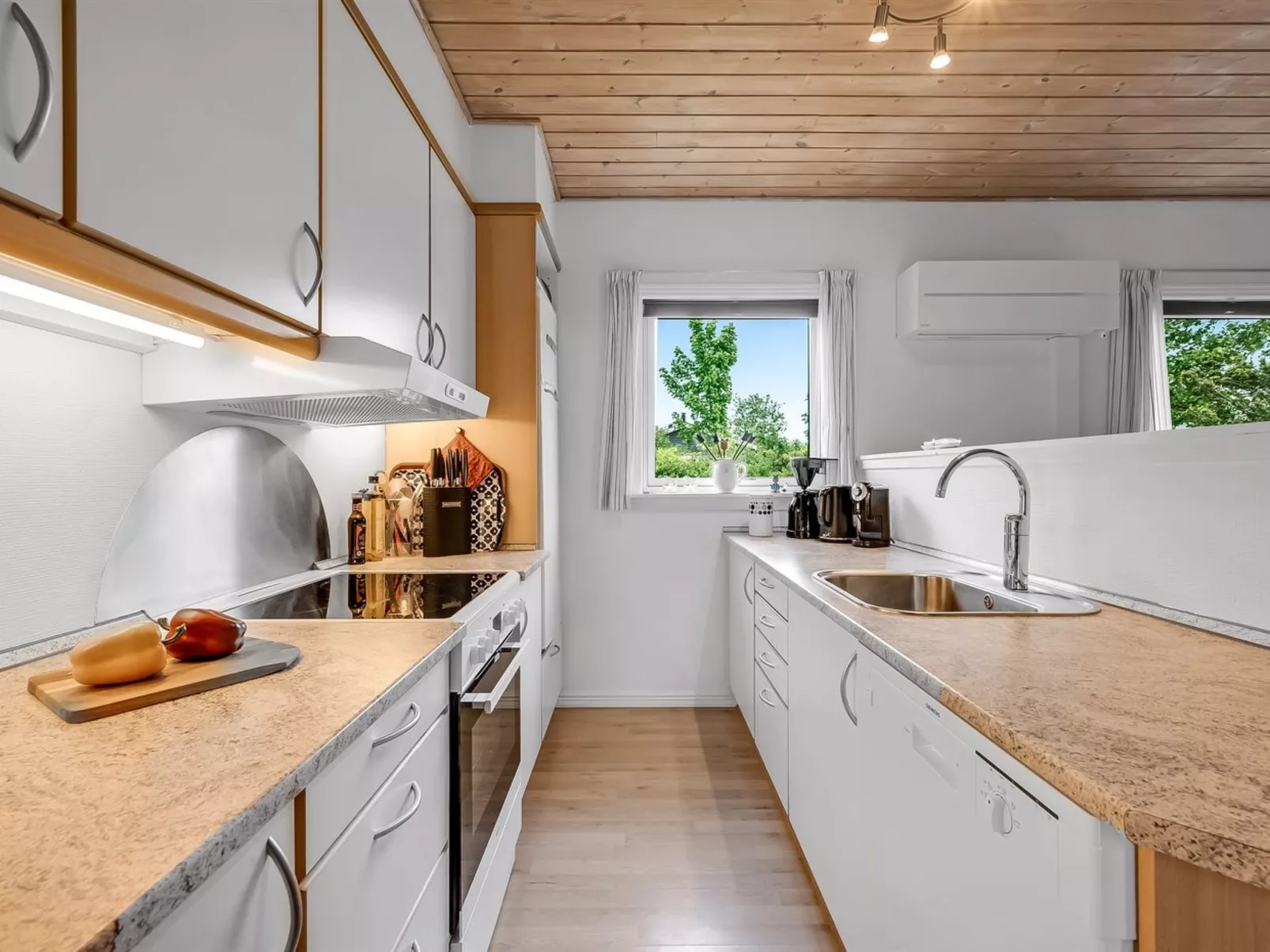 "Jerrit" - 650m to the fjord - Binnen