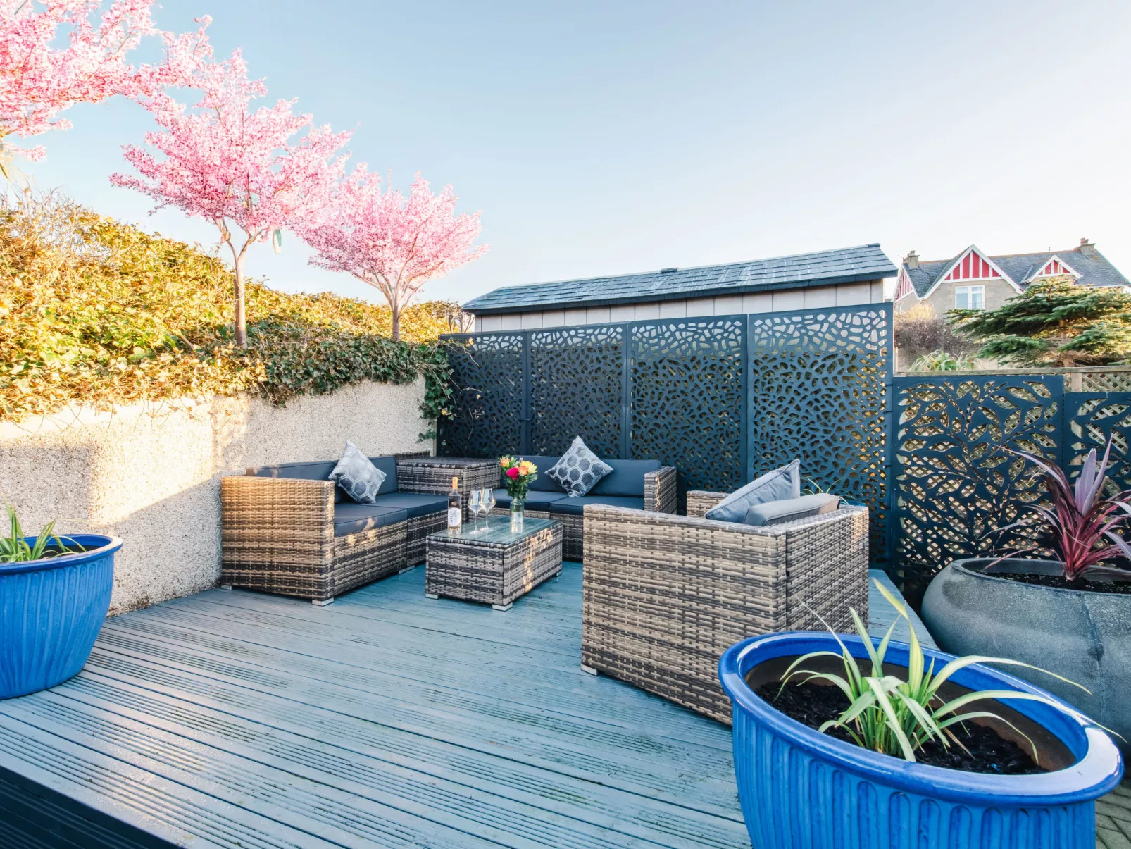 Waters Edge - Binnen