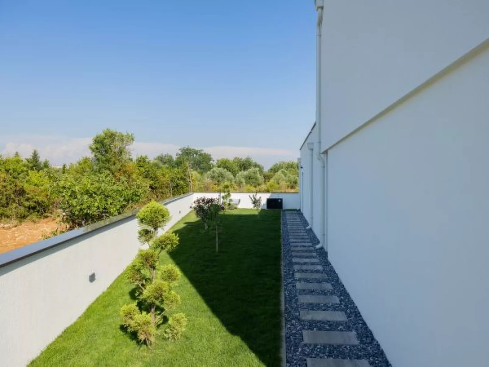 Villa Elena with two pools and spa - Image-tags.info