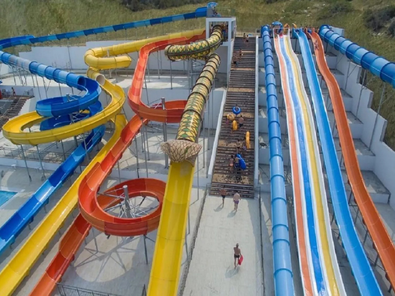 Villa "Meerblick" mit Infinity-Pool - Buiten